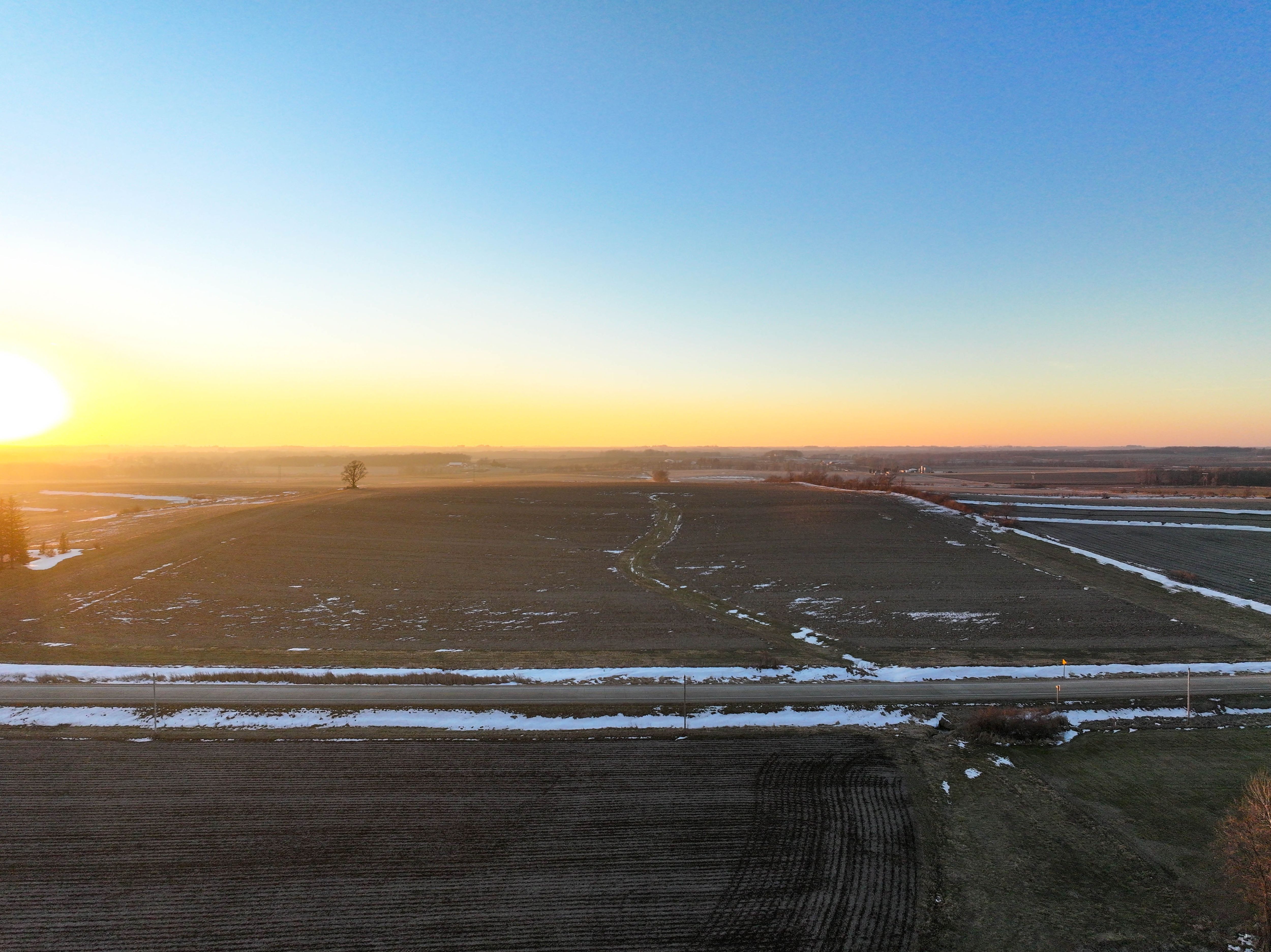 Listing Photo: DJI_20260107163805_0051_D