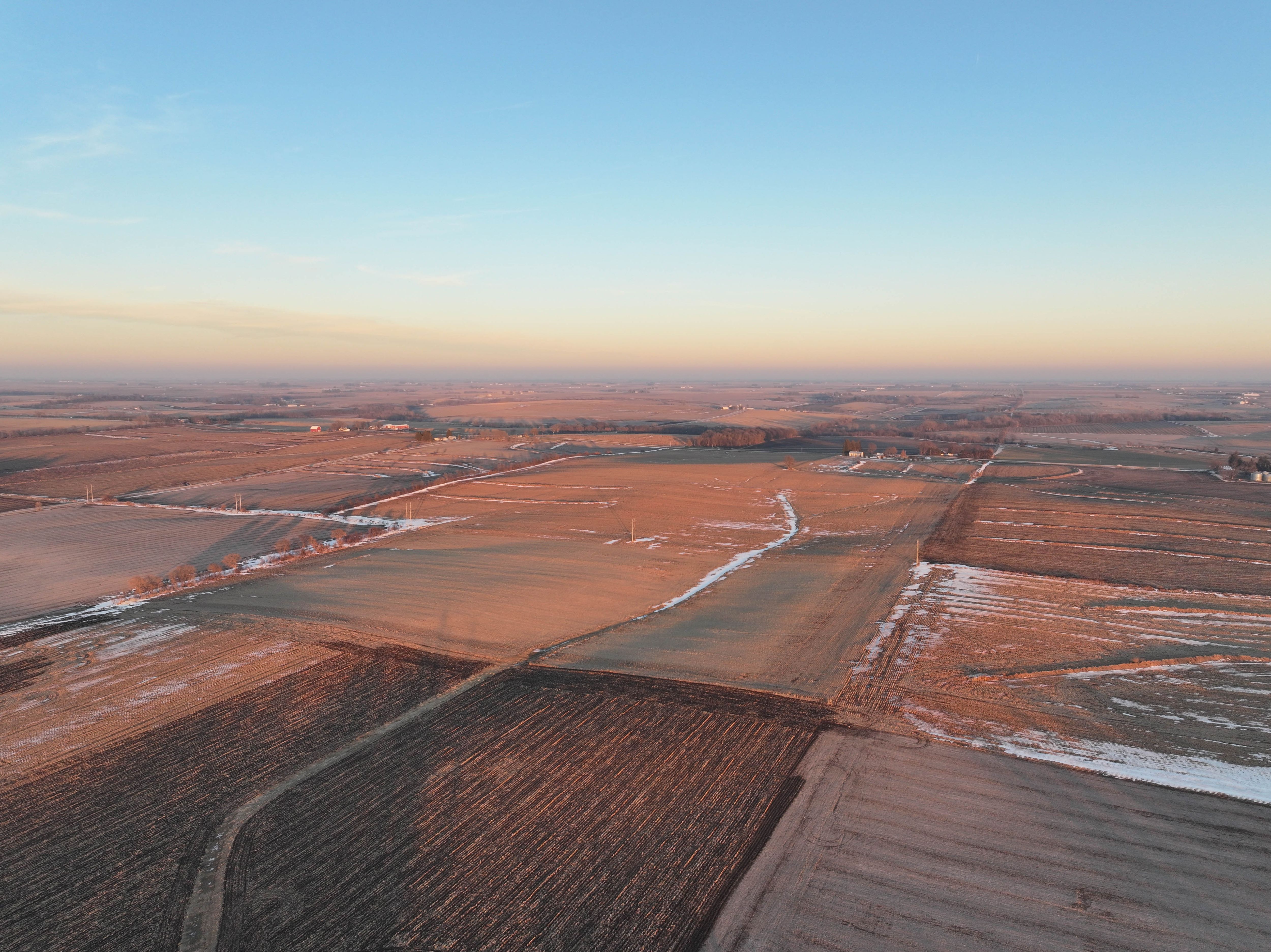 Listing Photo: DJI_20260107164057_0059_D