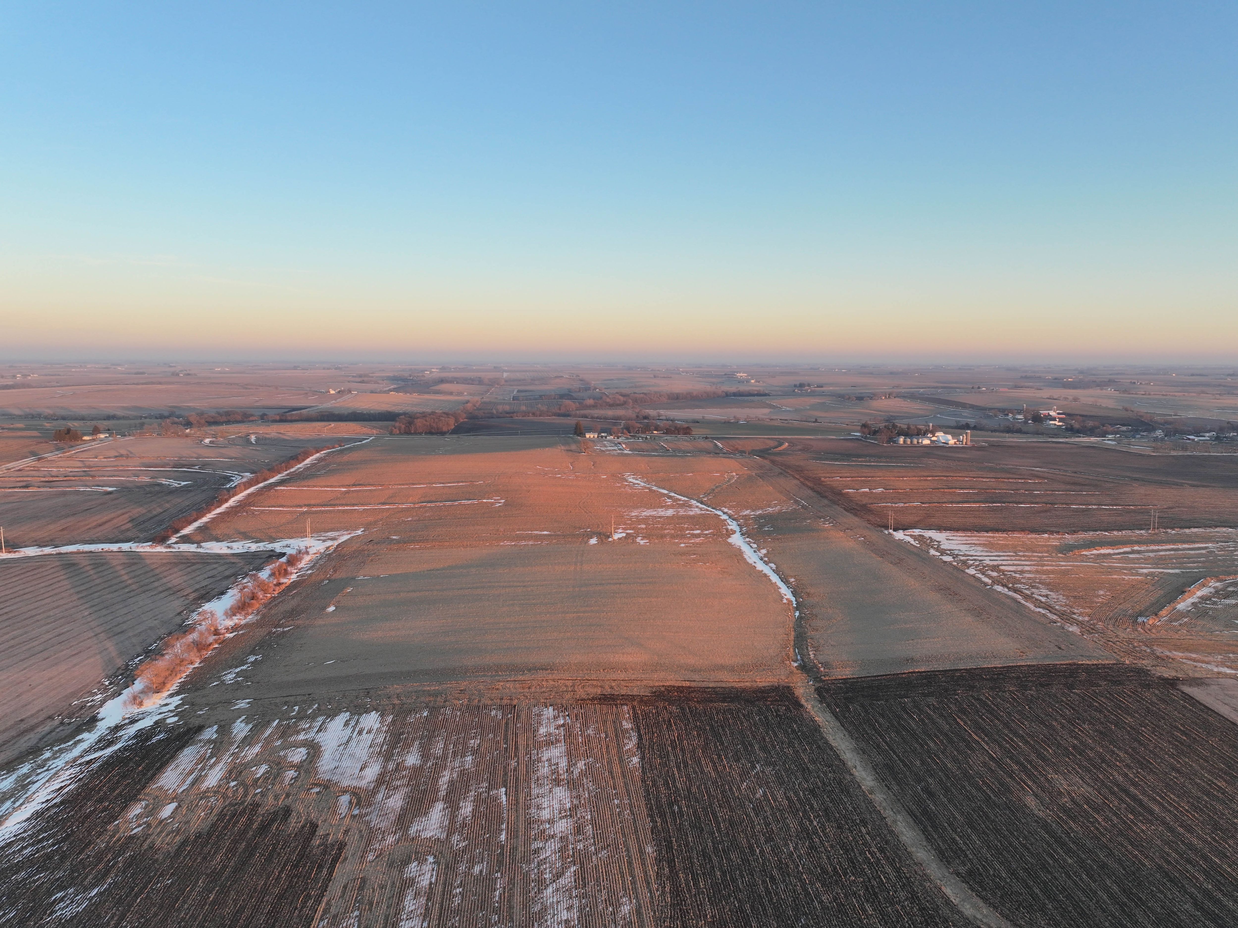 Listing Photo: DJI_20260107164145_0062_D