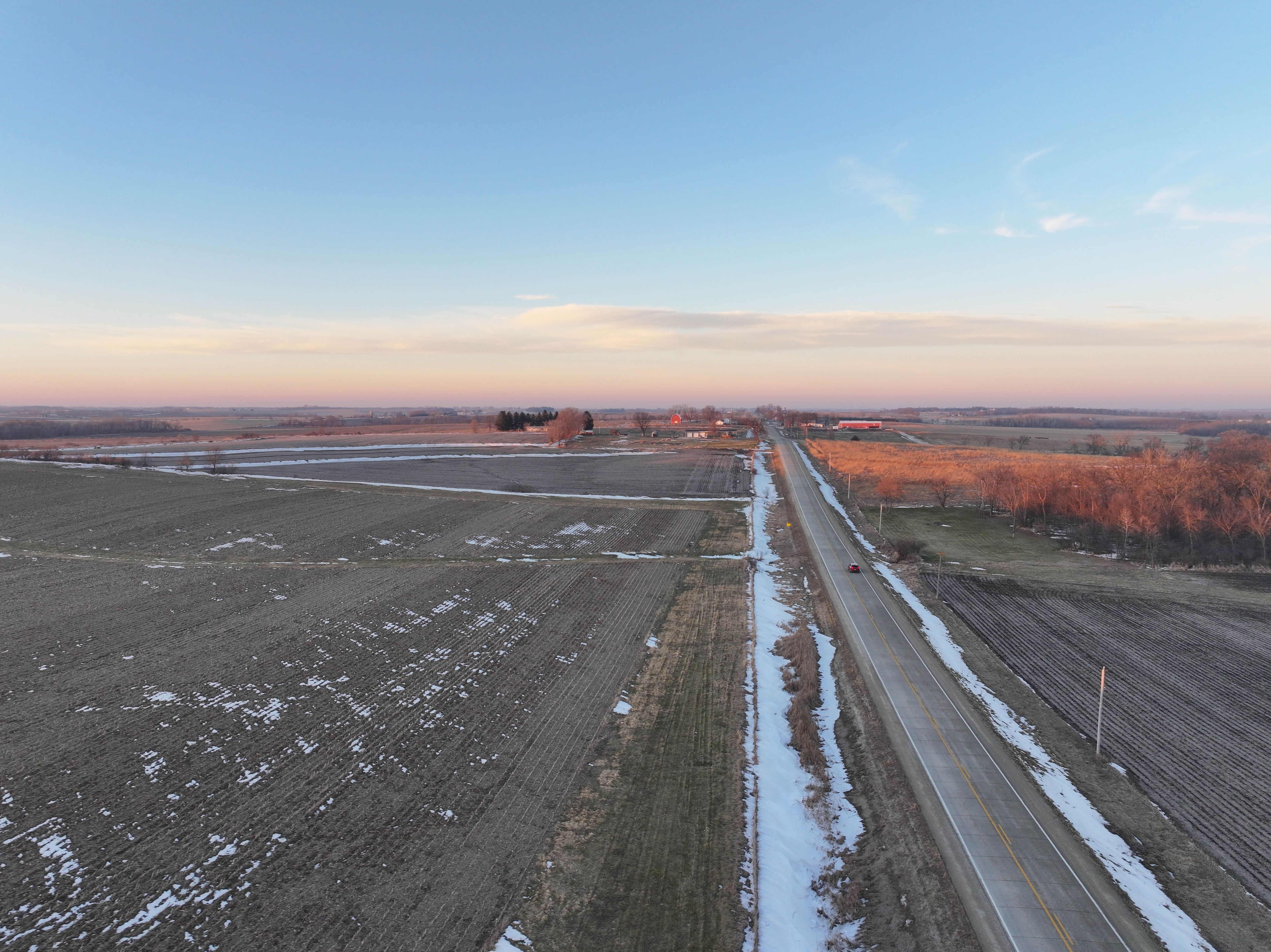 Listing Photo: DJI_20260107164430_0070_D