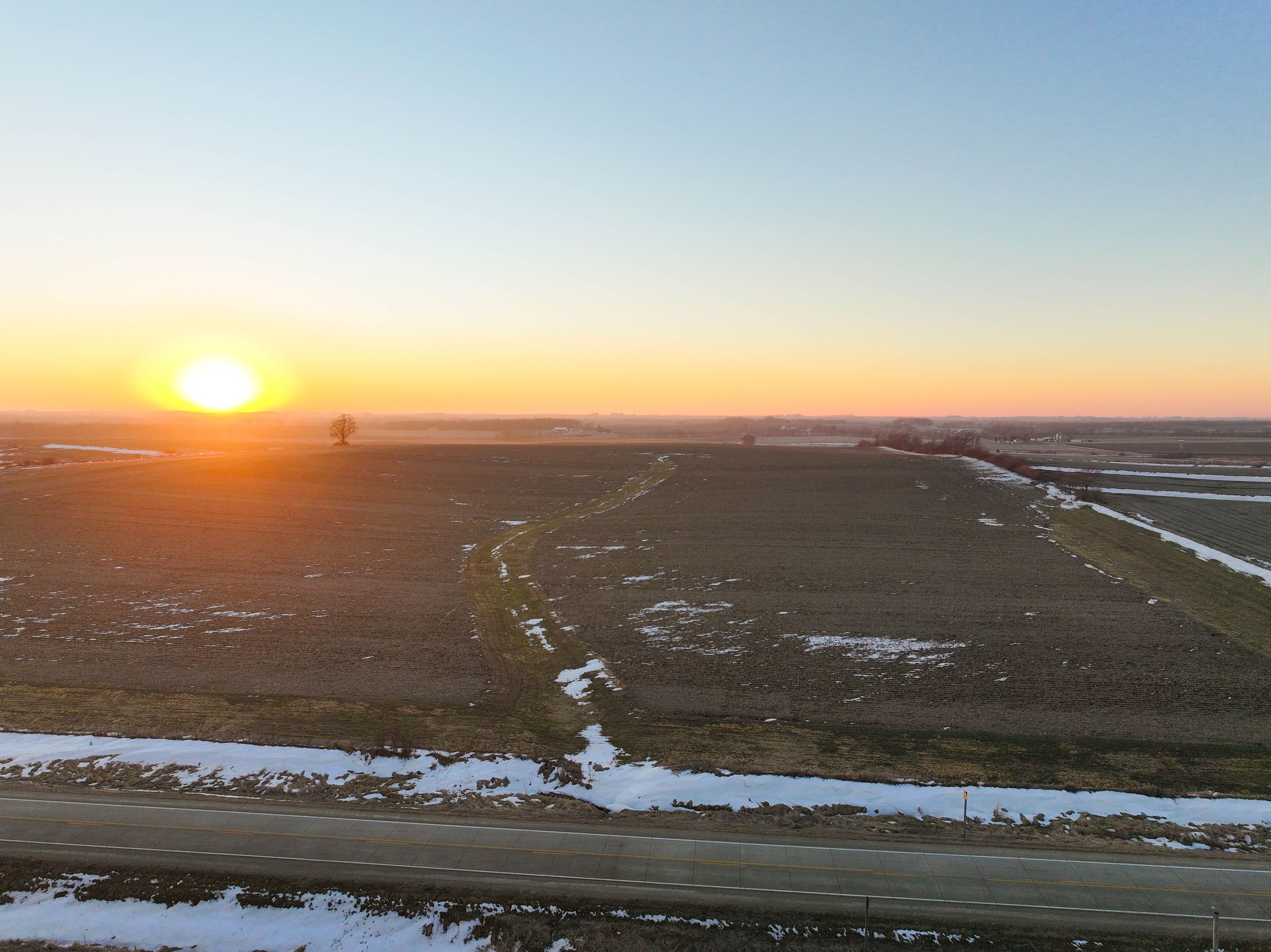 Listing Photo: DJI_20260107164528_0073_D