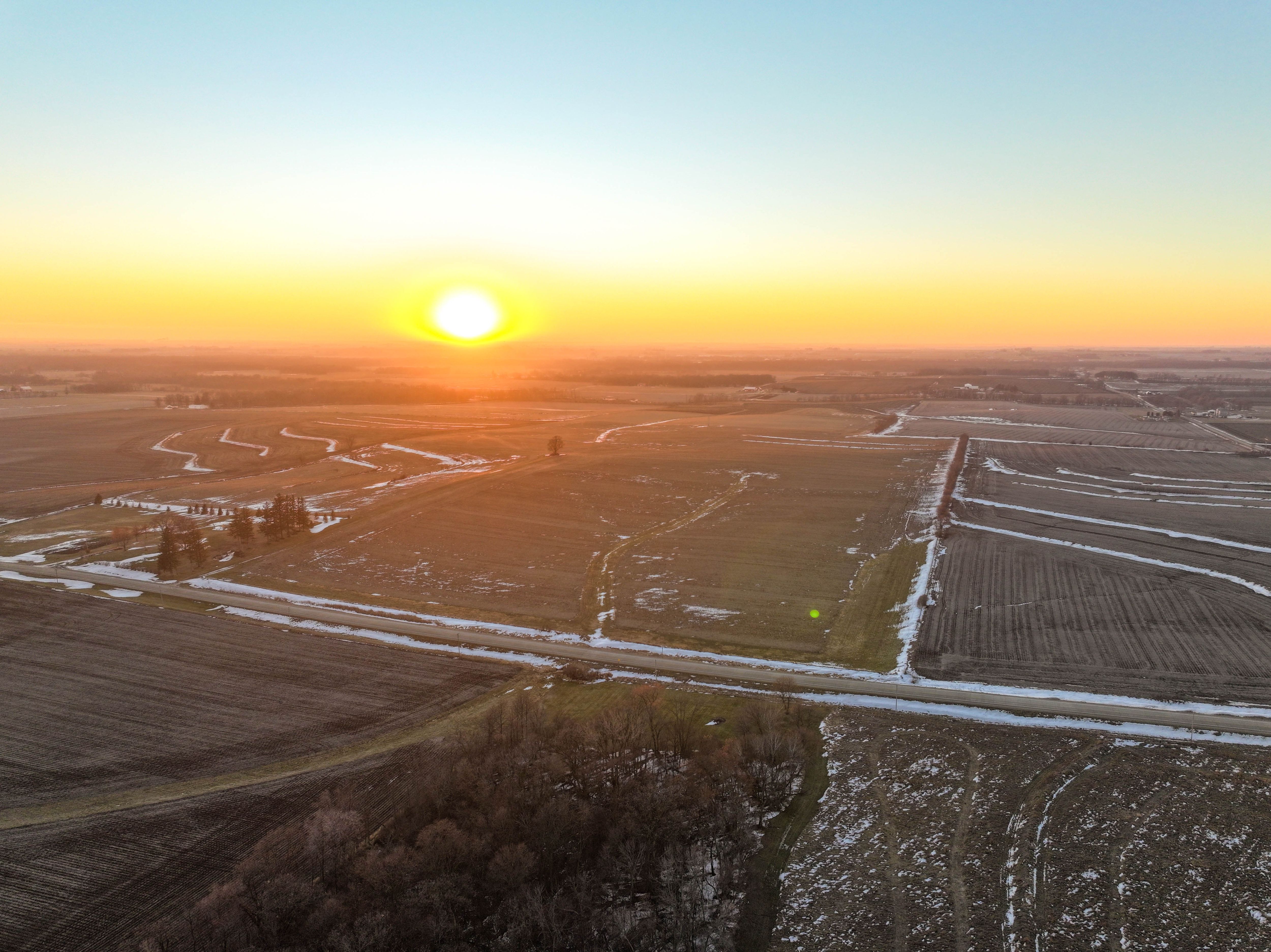 Listing Photo: DJI_20260107164632_0077_D