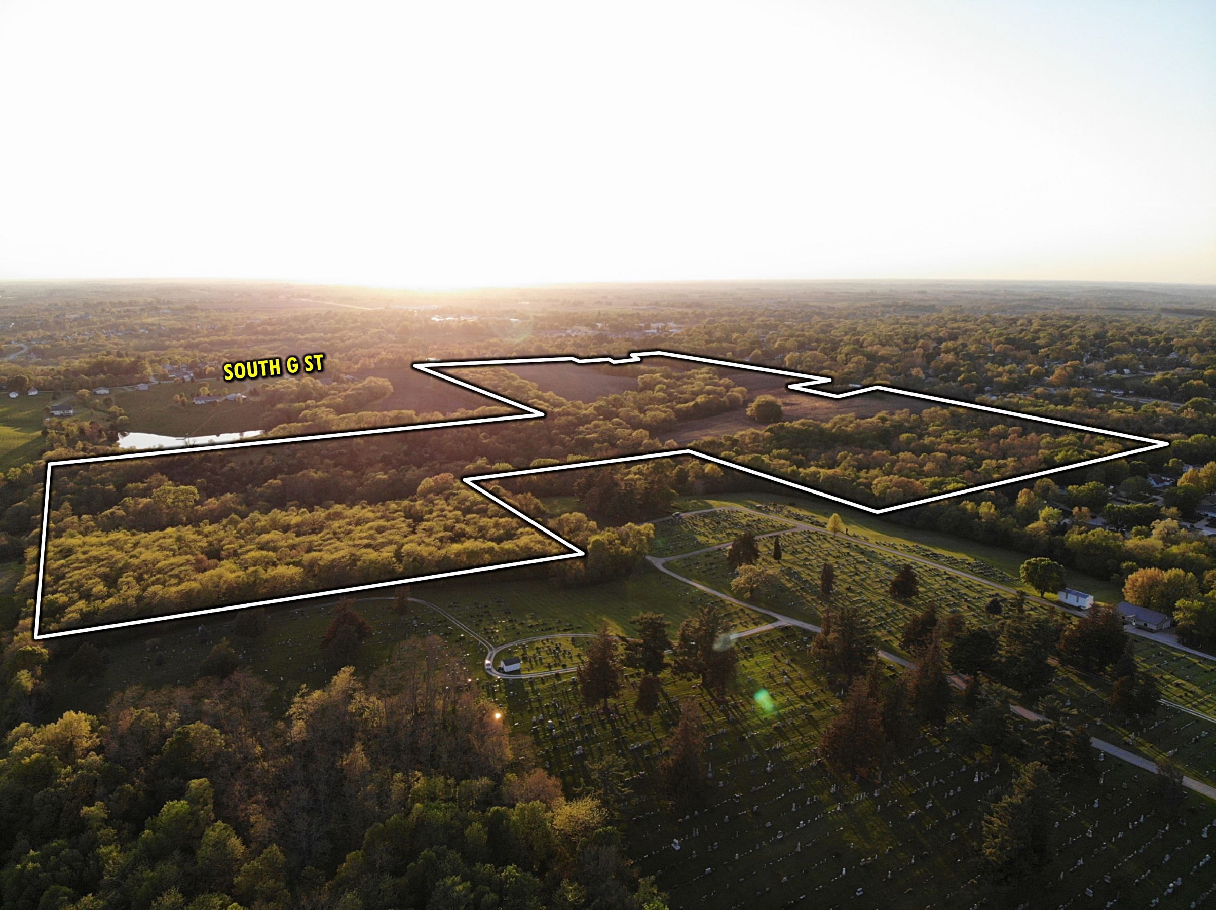 Listing Photo: Facing Northwest