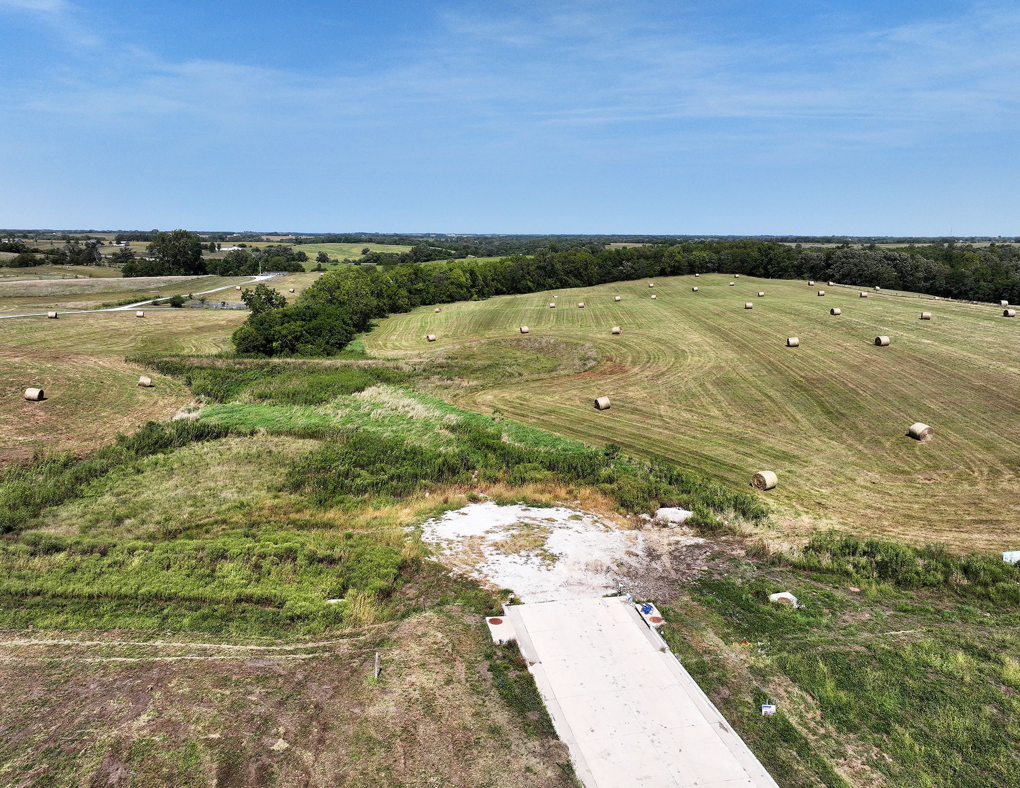 Listing Photo: DJI_0054