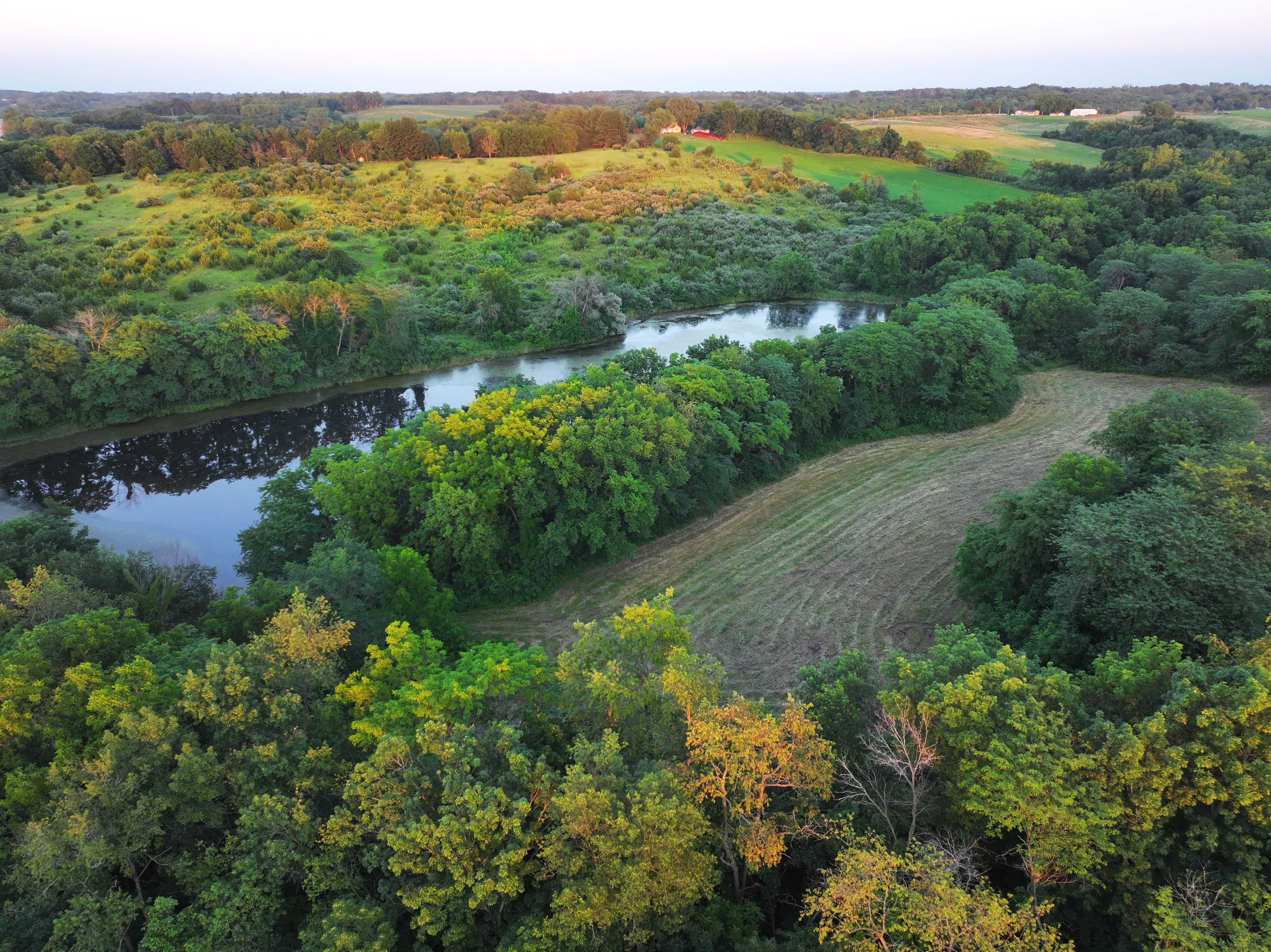 Listing Photo: DJI_20250706181447_0790_D-1