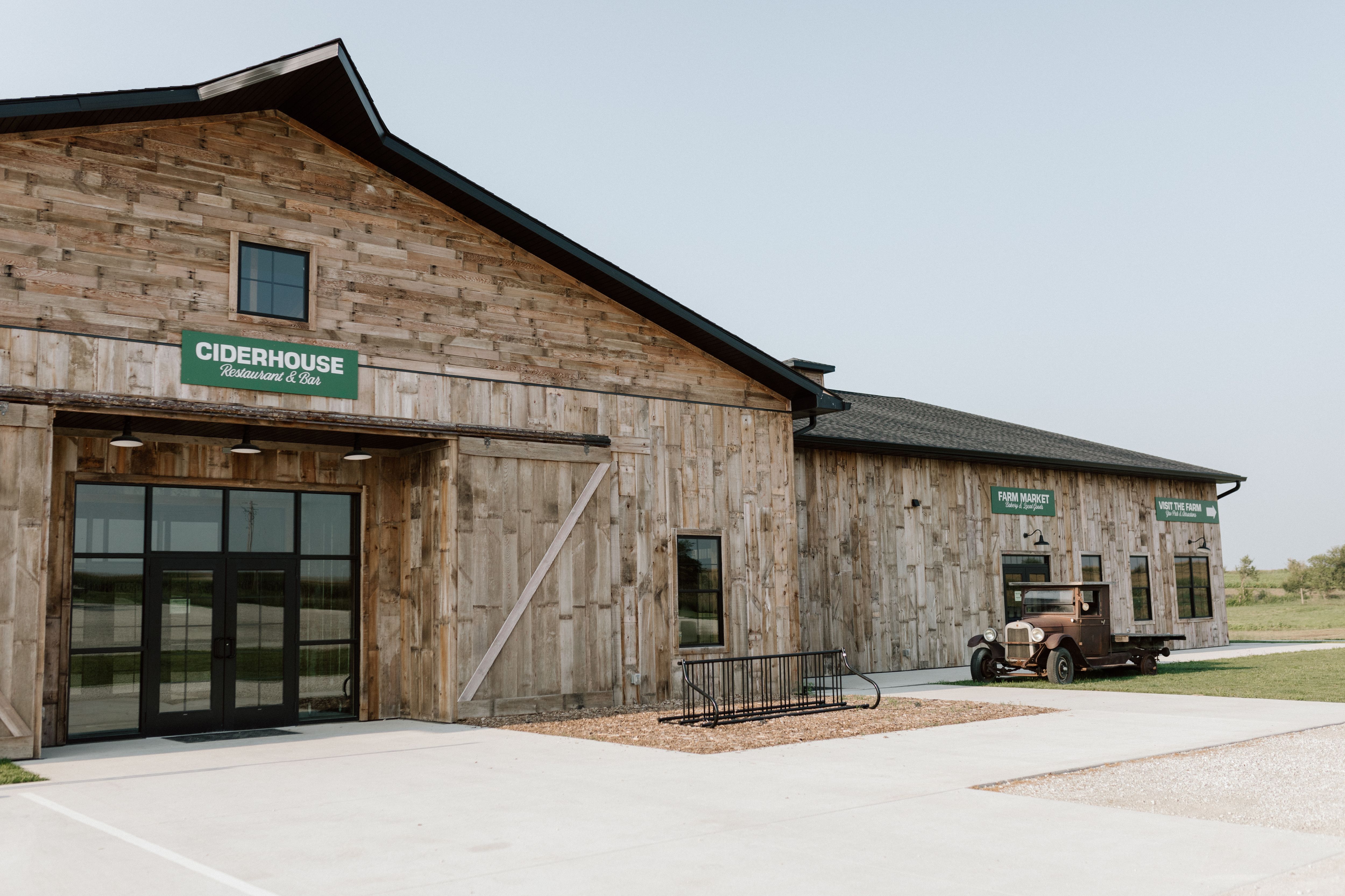 Listing Photo: 3E6A6898