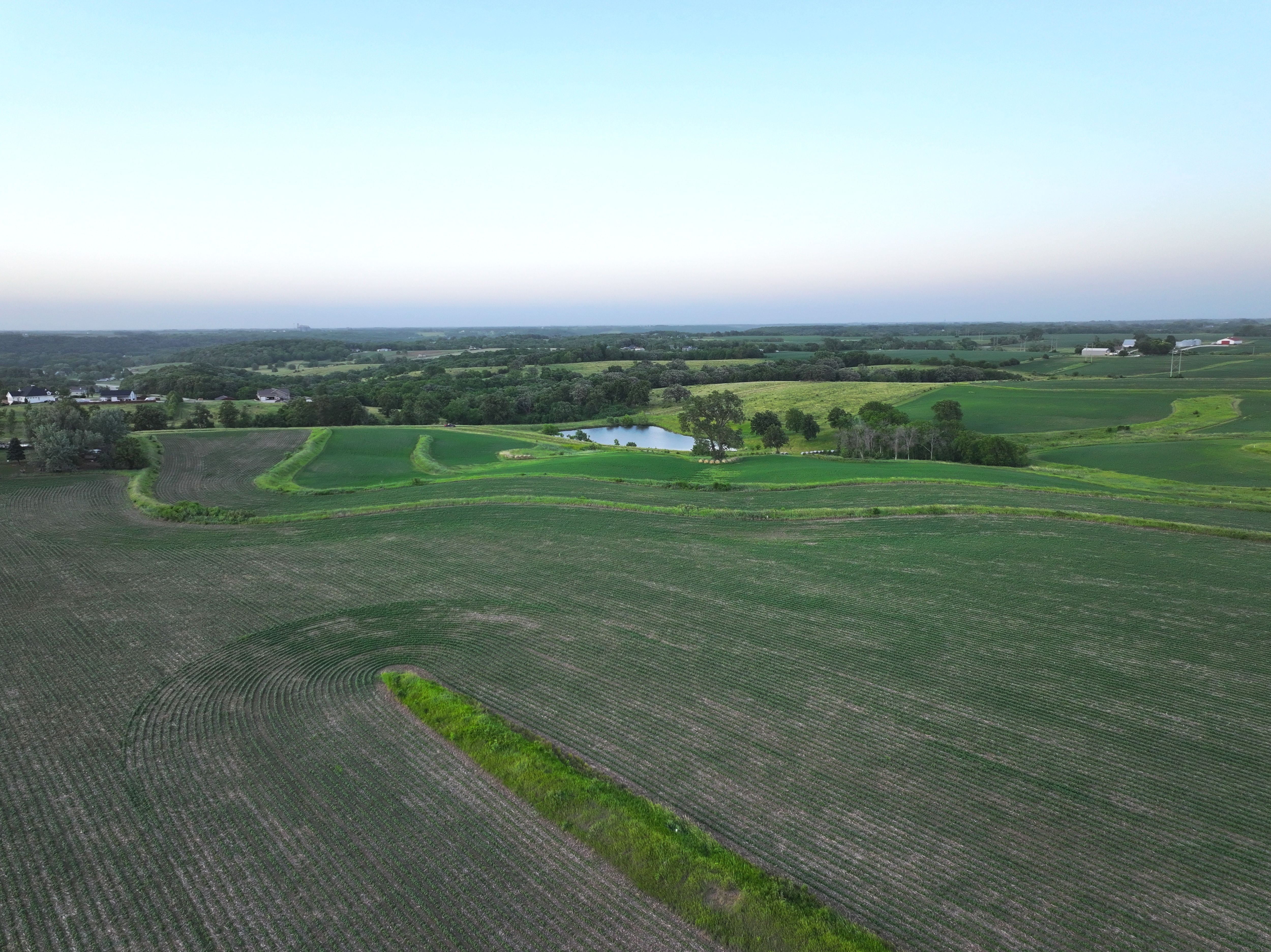 Listing Photo: DJI_20250622182951_0129_D-1