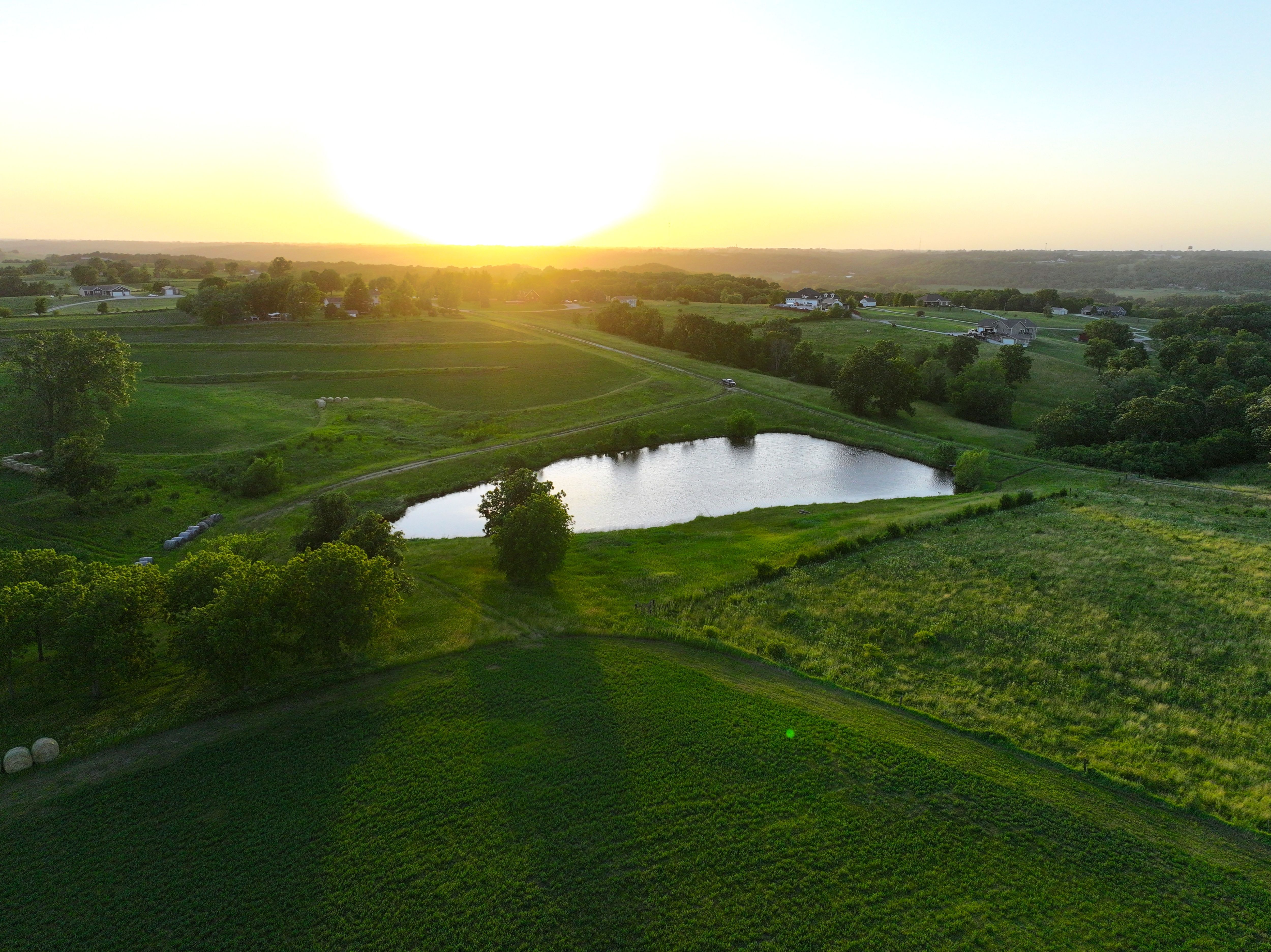 Listing Photo: DJI_20250622181348_0058_D-50