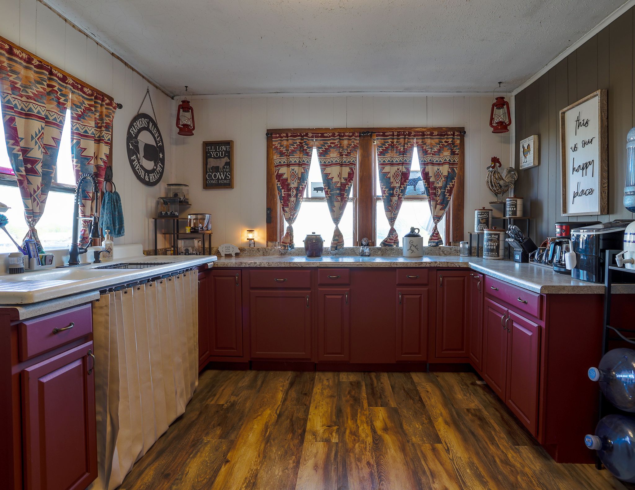 Listing Photo: 3D8A3711-HDR