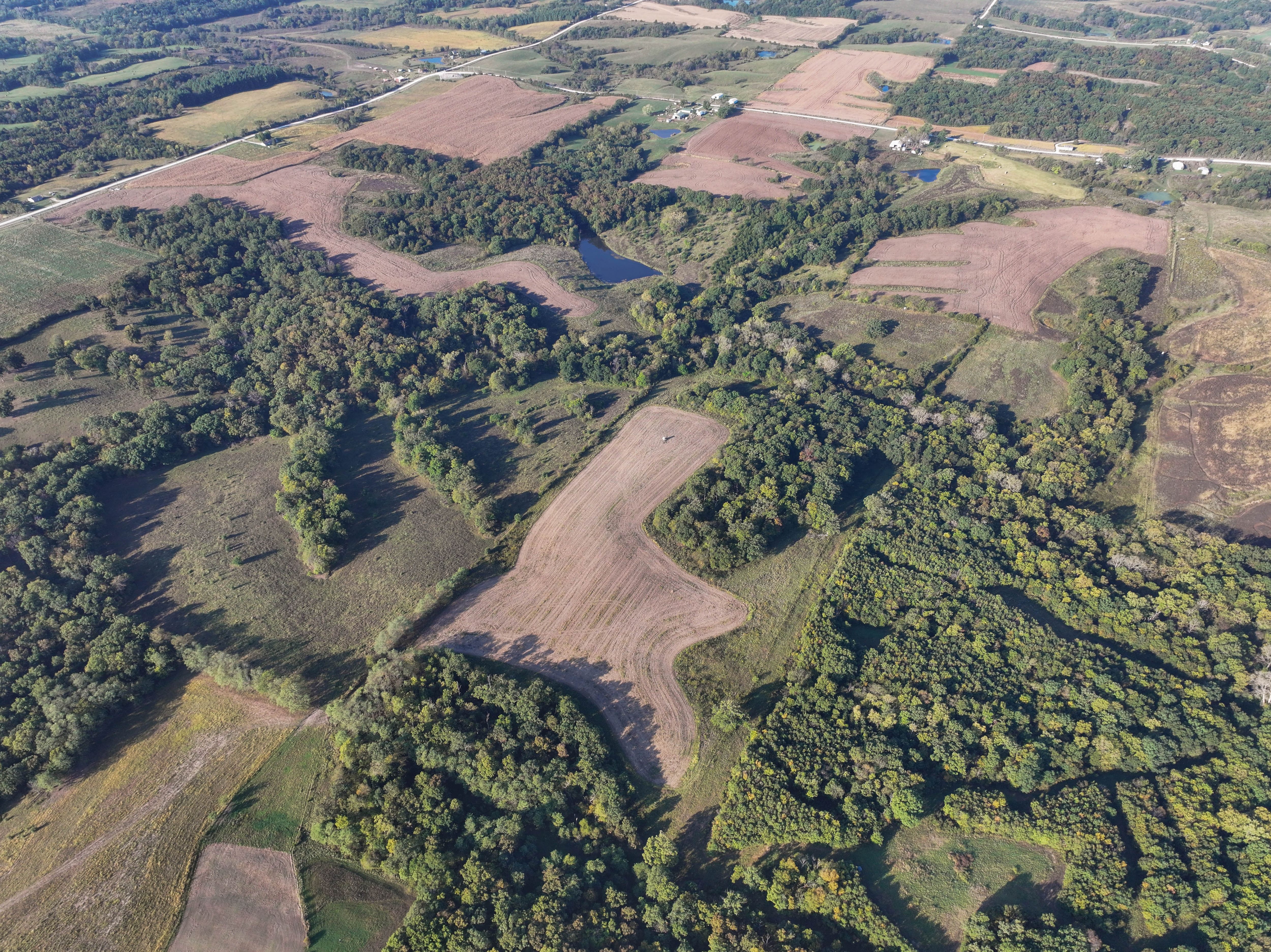 Listing Photo: DJI_20251003090126_0116_D