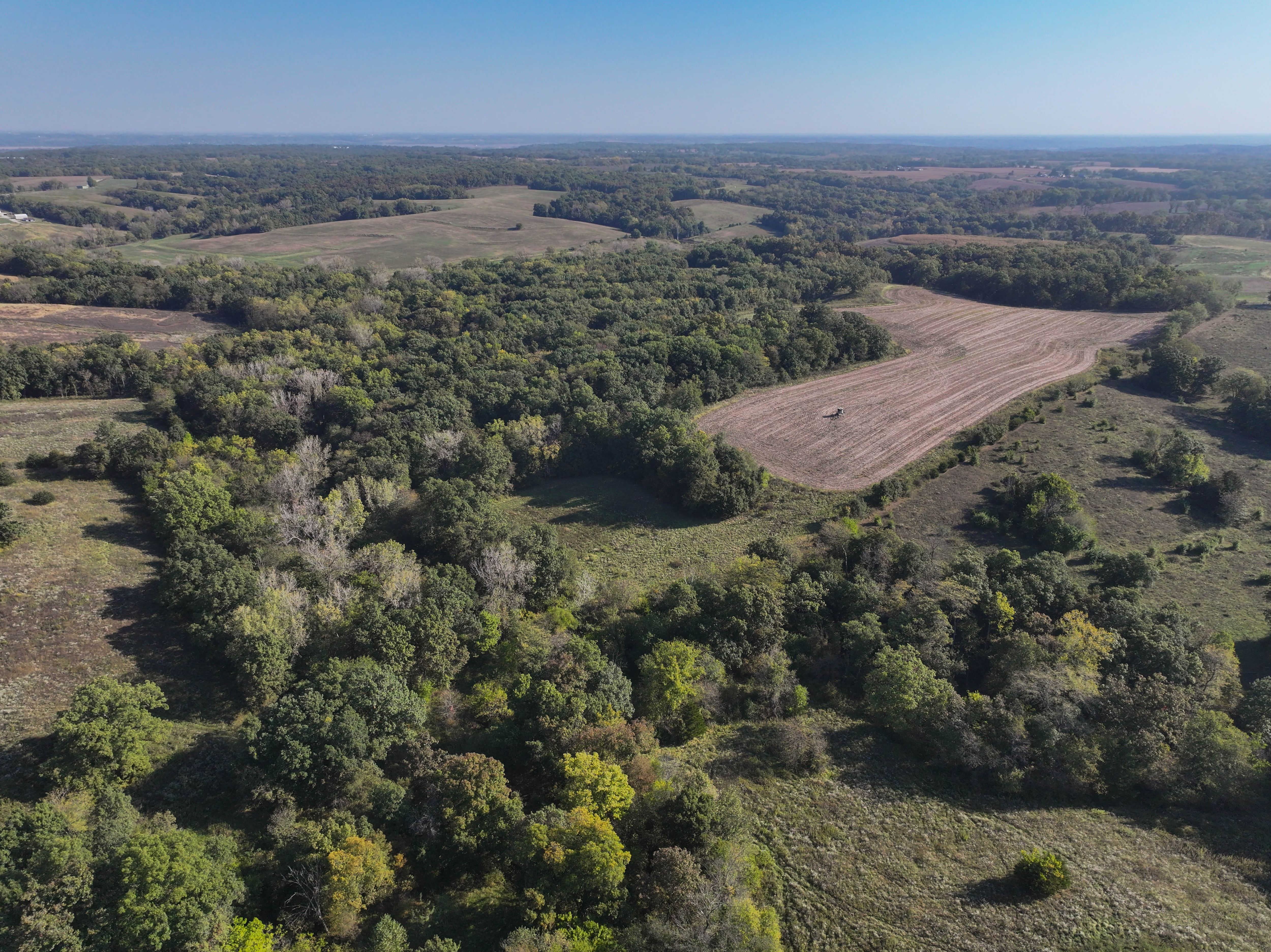 Listing Photo: DJI_20251003095944_0161_D