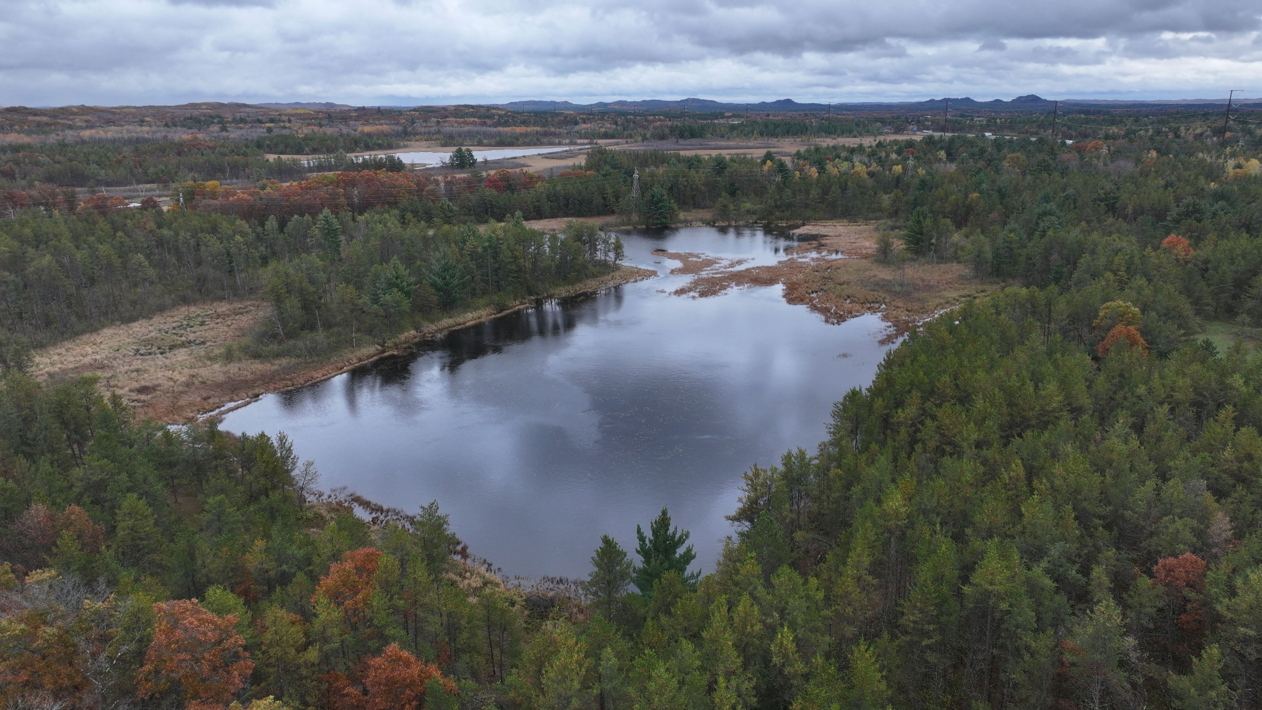 Listing Photo: DJI_20251021150917_0012_D