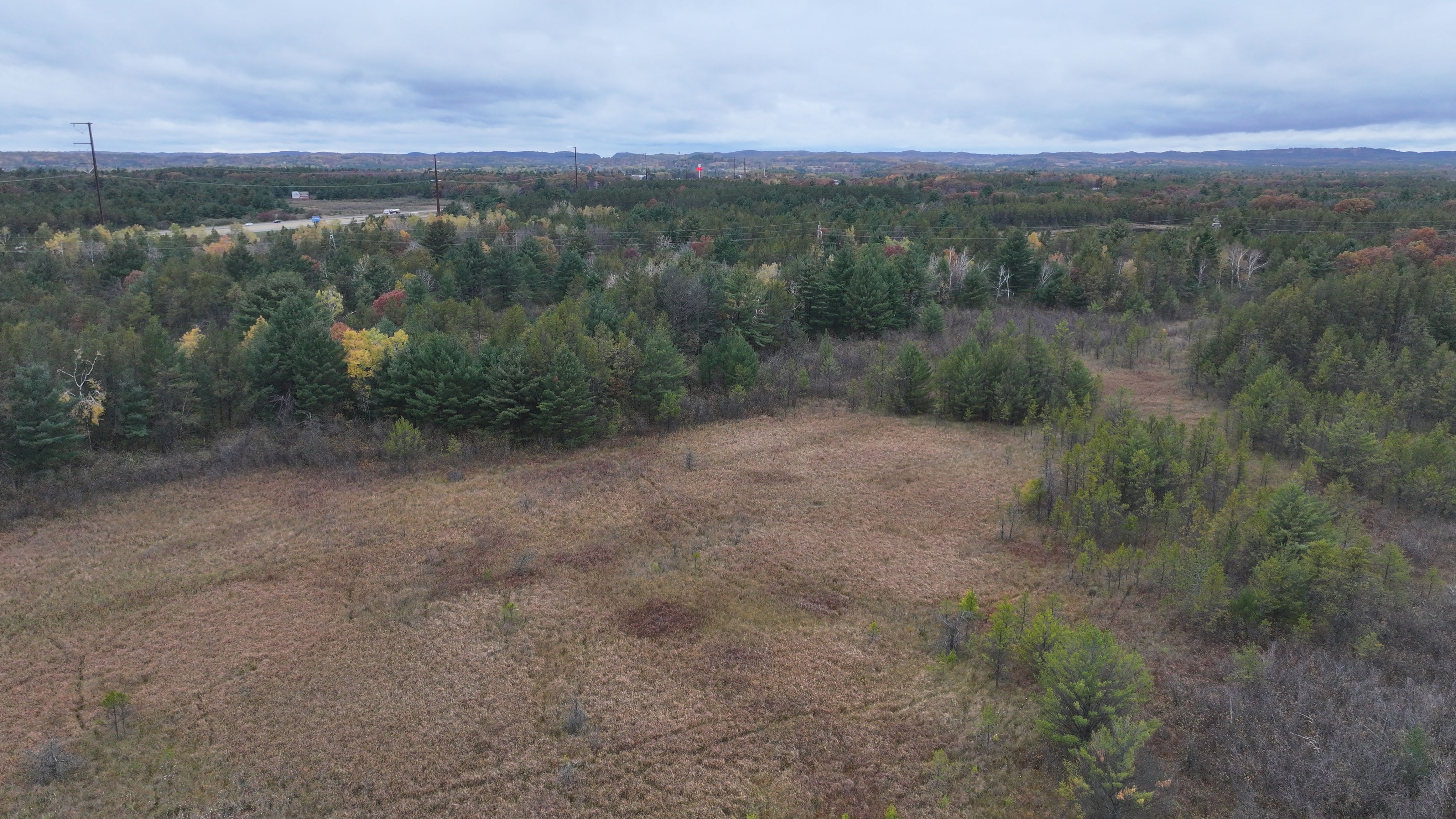 Listing Photo: DJI_20251021151908_0041_D