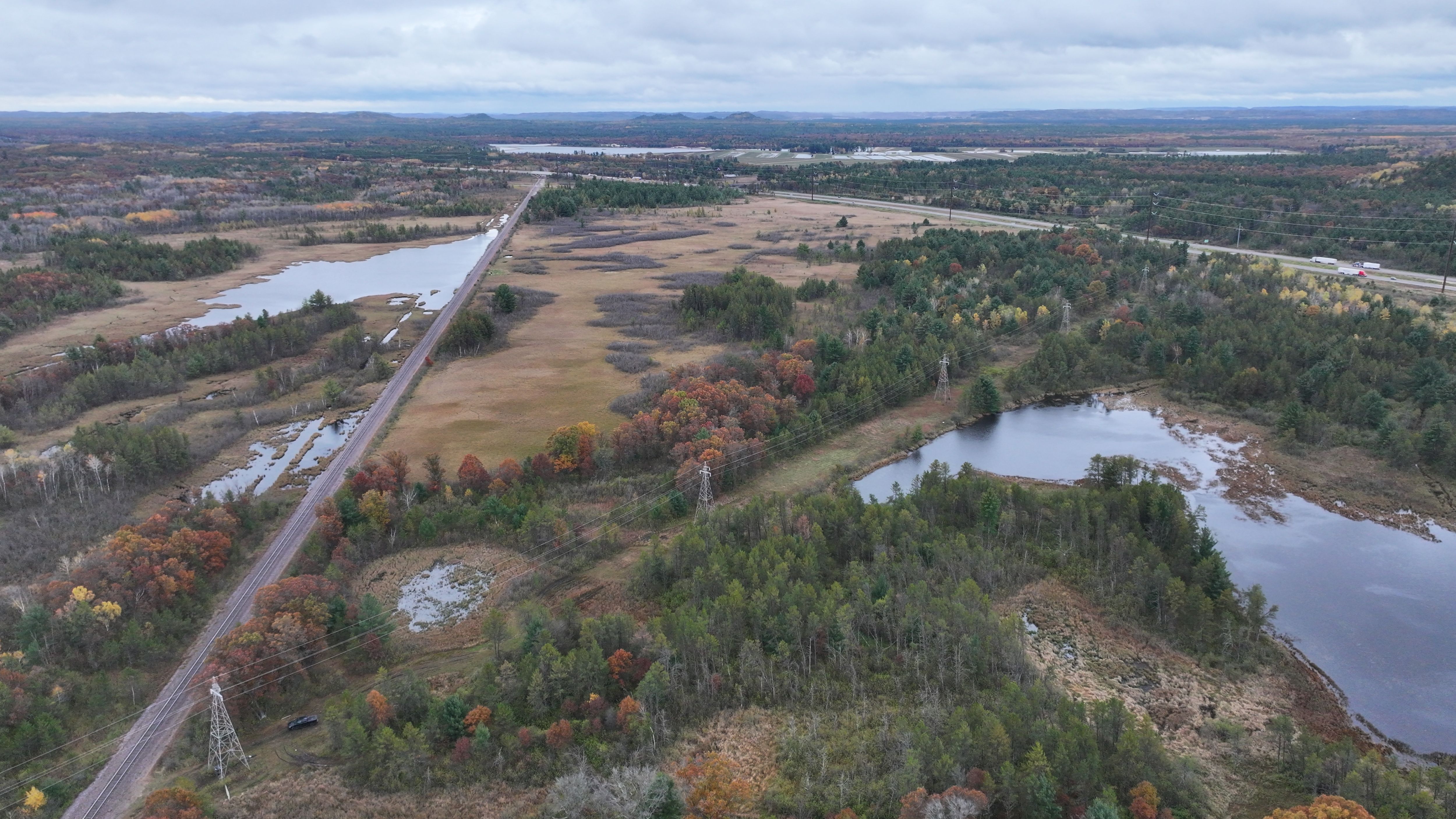 Listing Photo: DJI_20251021153713_0117_D