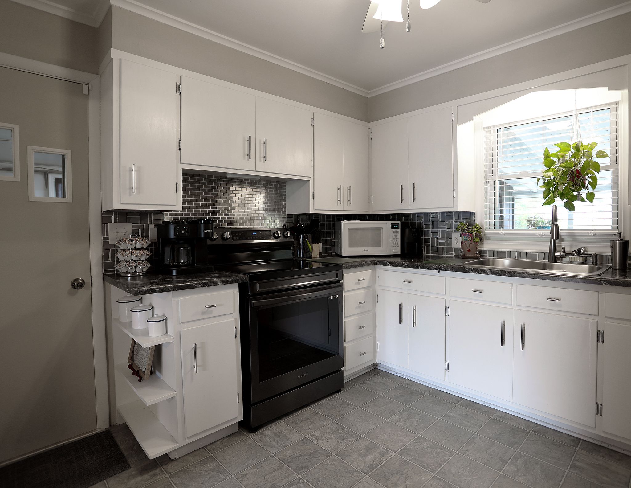 Listing Photo: 3D8A4147