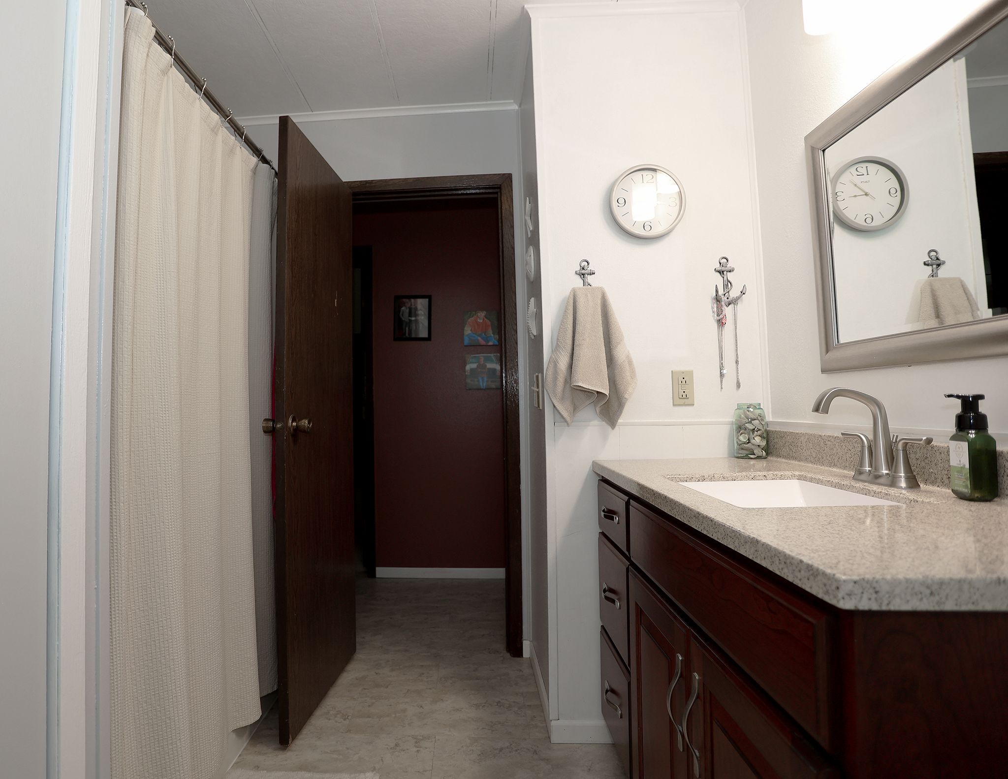 Listing Photo: 3D8A4290
