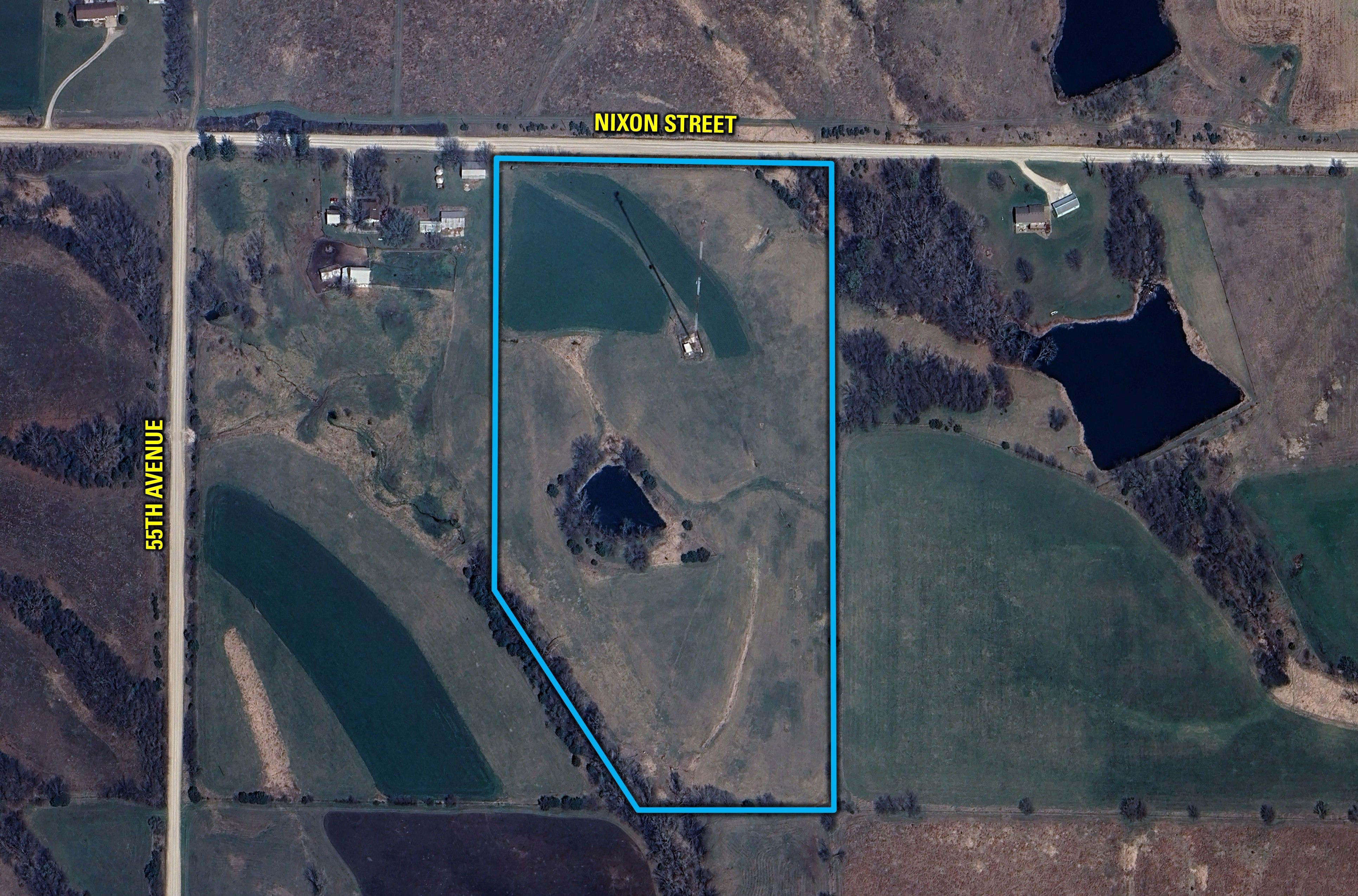 Listing Photo: Close