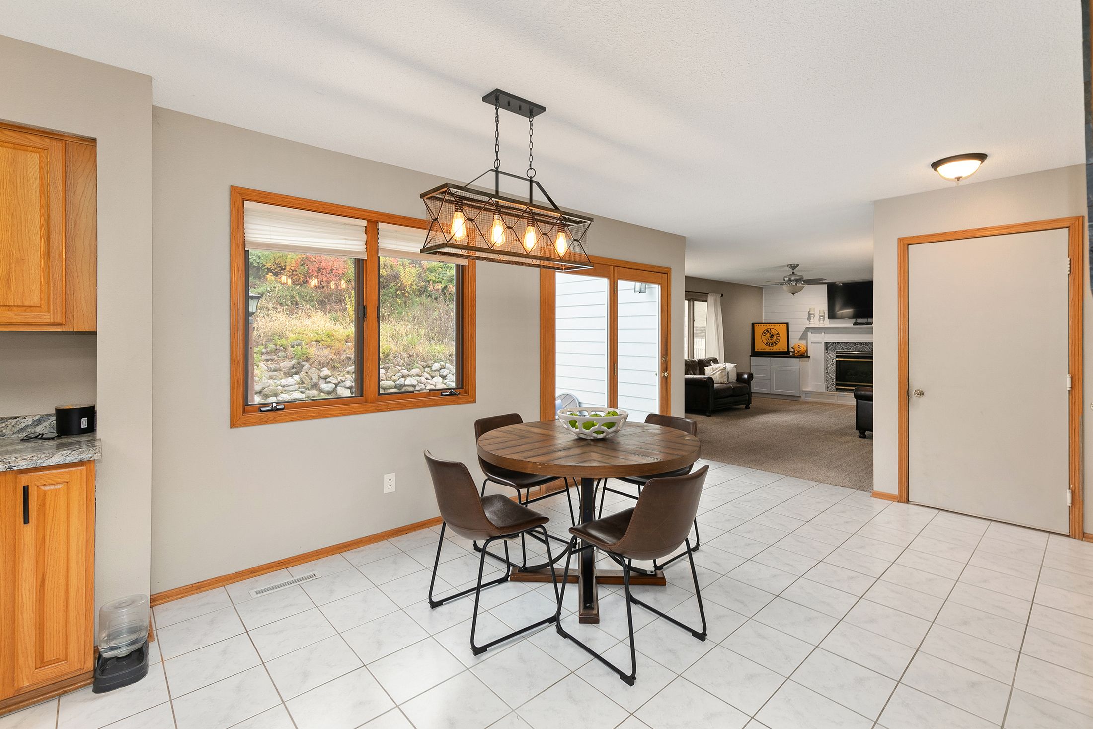 Listing Photo: 16-IMG_1068