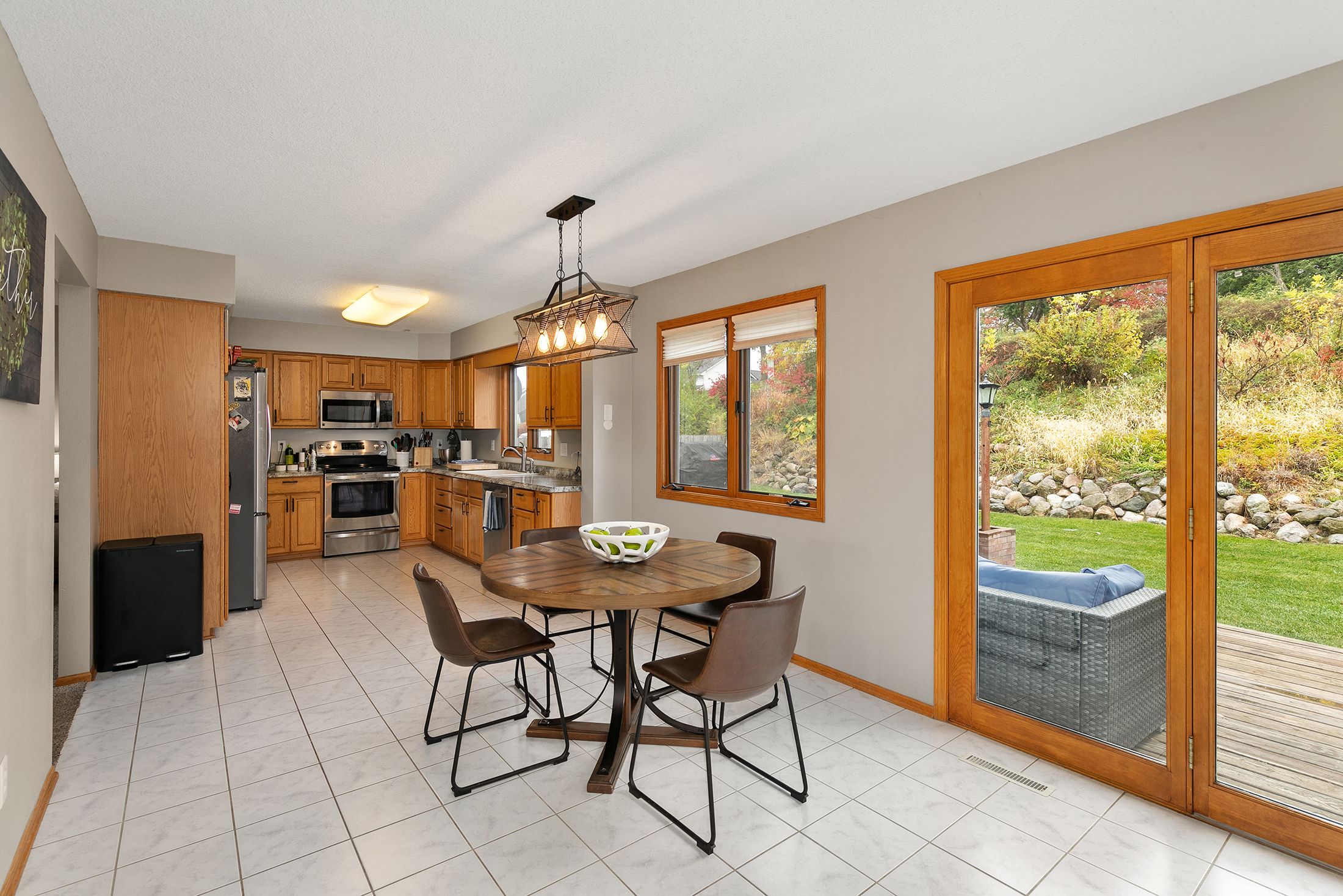 Listing Photo: 17-IMG_1074