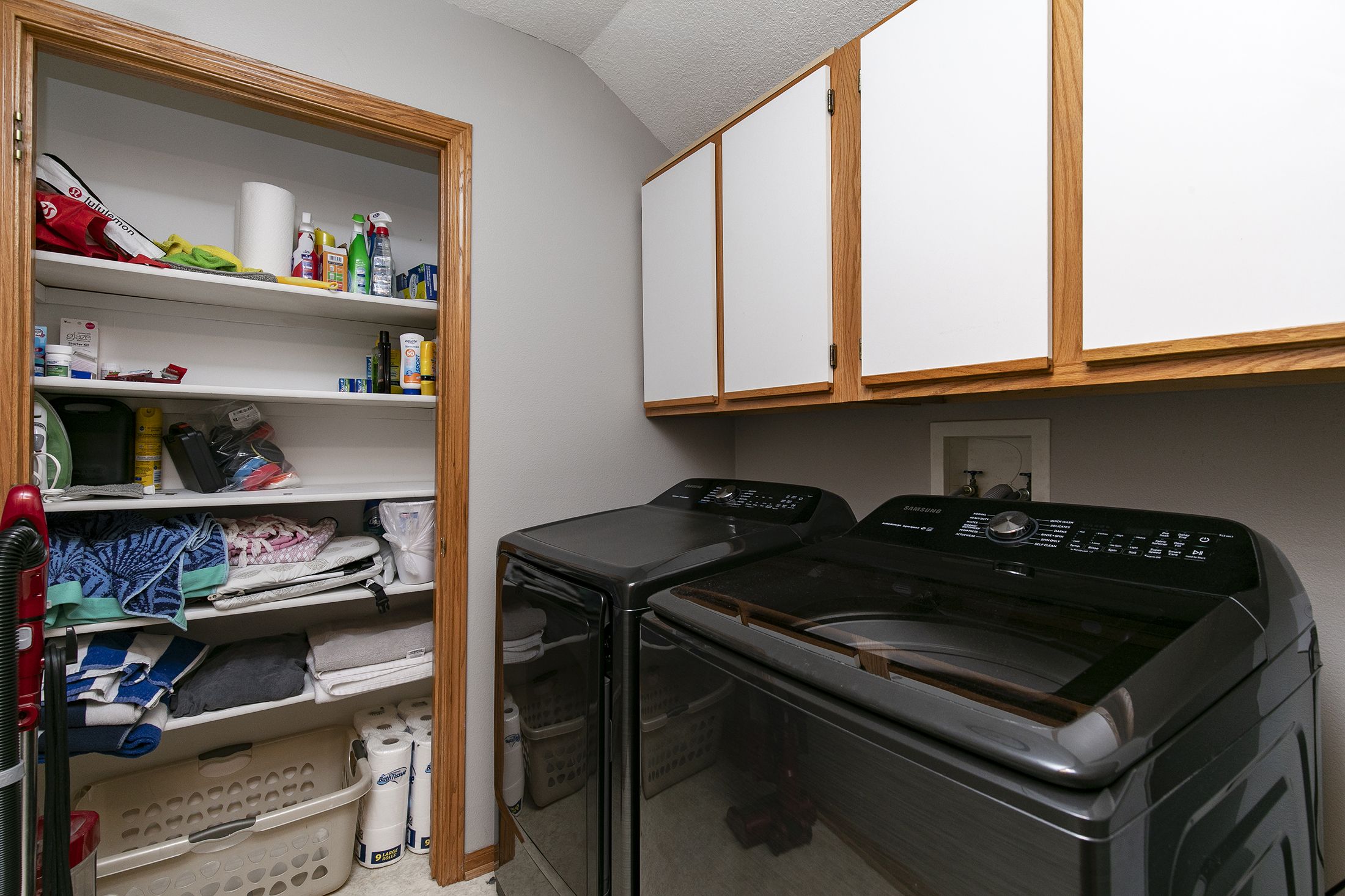 Listing Photo: 25-IMG_1128