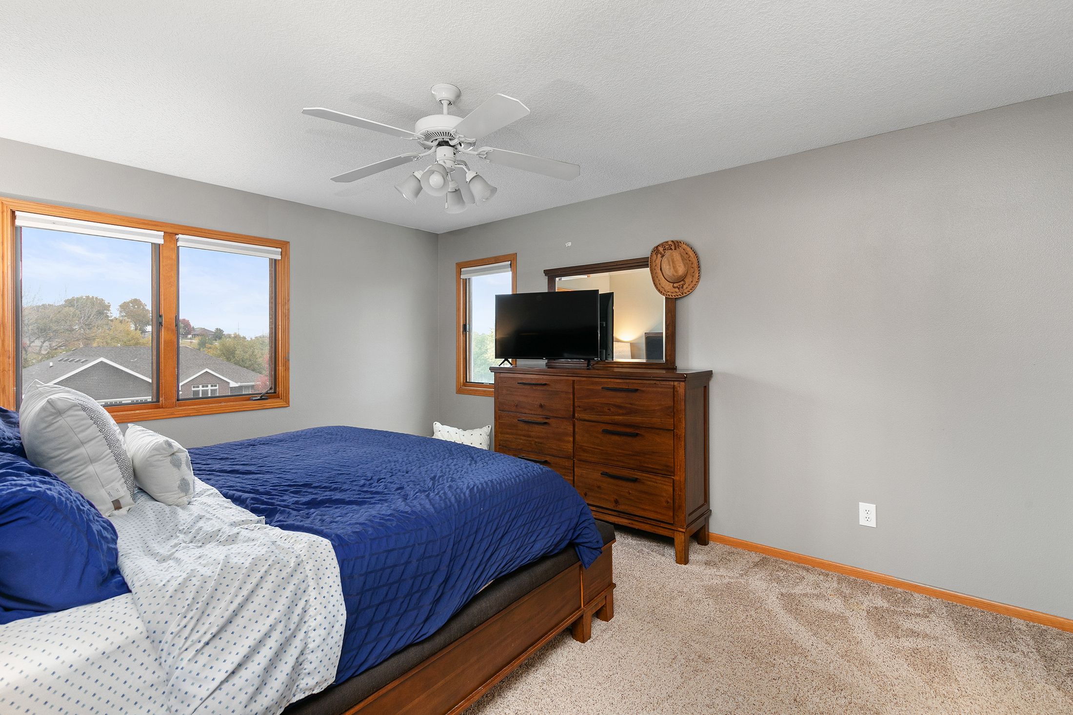 Listing Photo: 27-IMG_1135