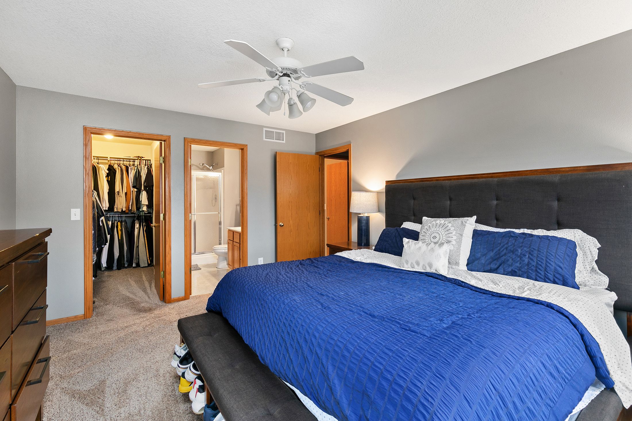 Listing Photo: 28-IMG_1140