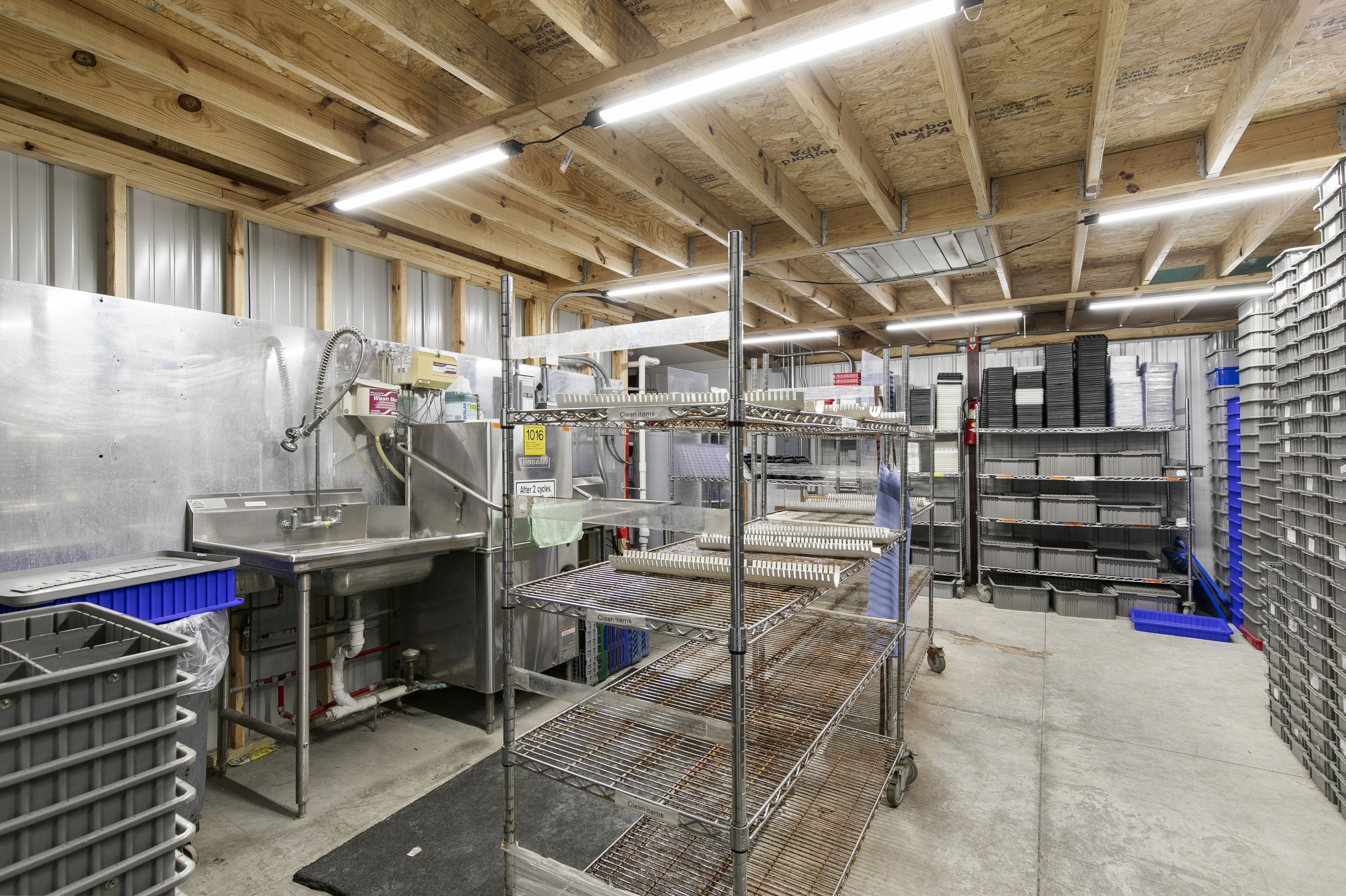 Listing Photo: 09-IMG_2509_10_11