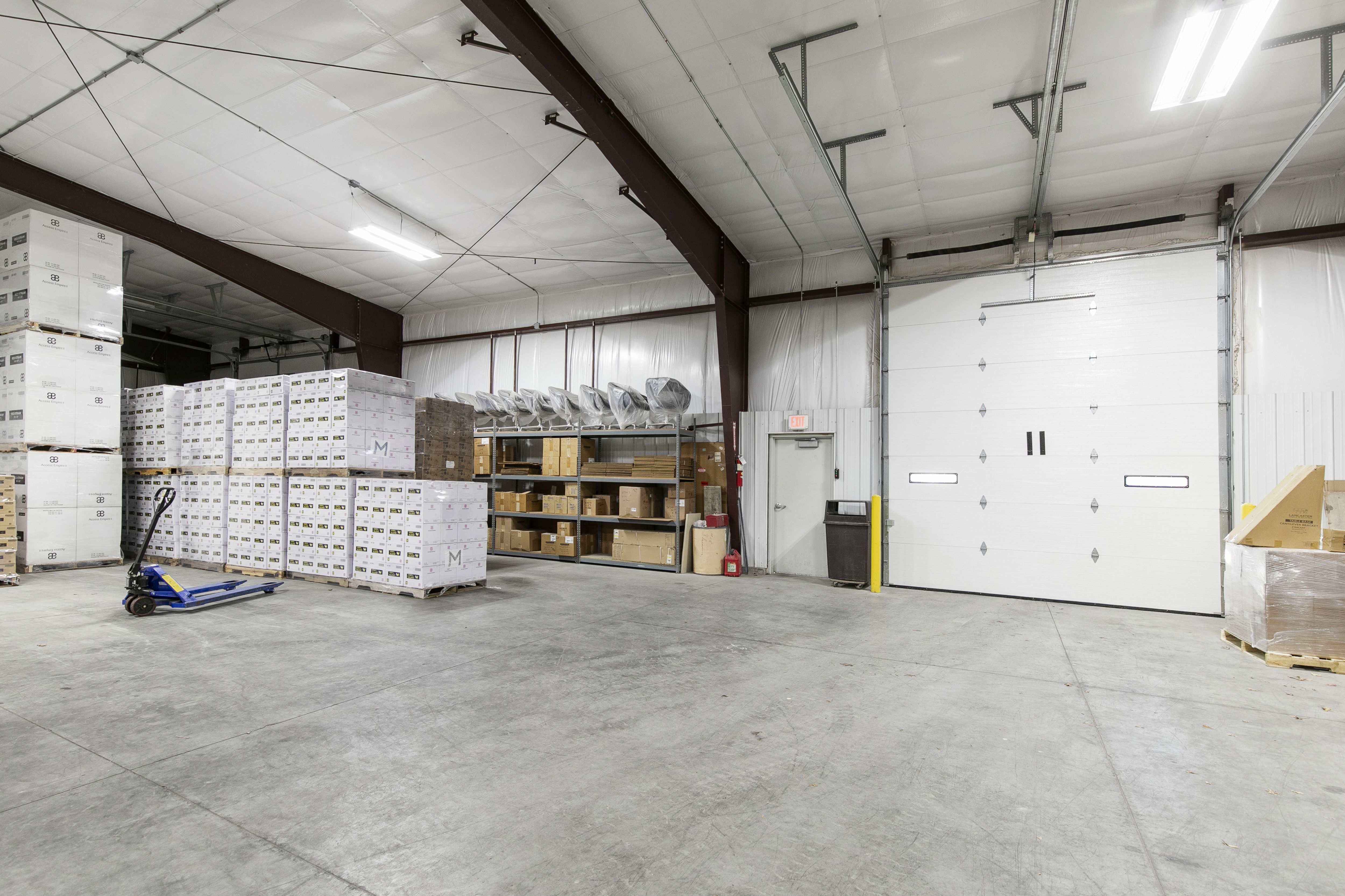 Listing Photo: 15-IMG_2537_8_9