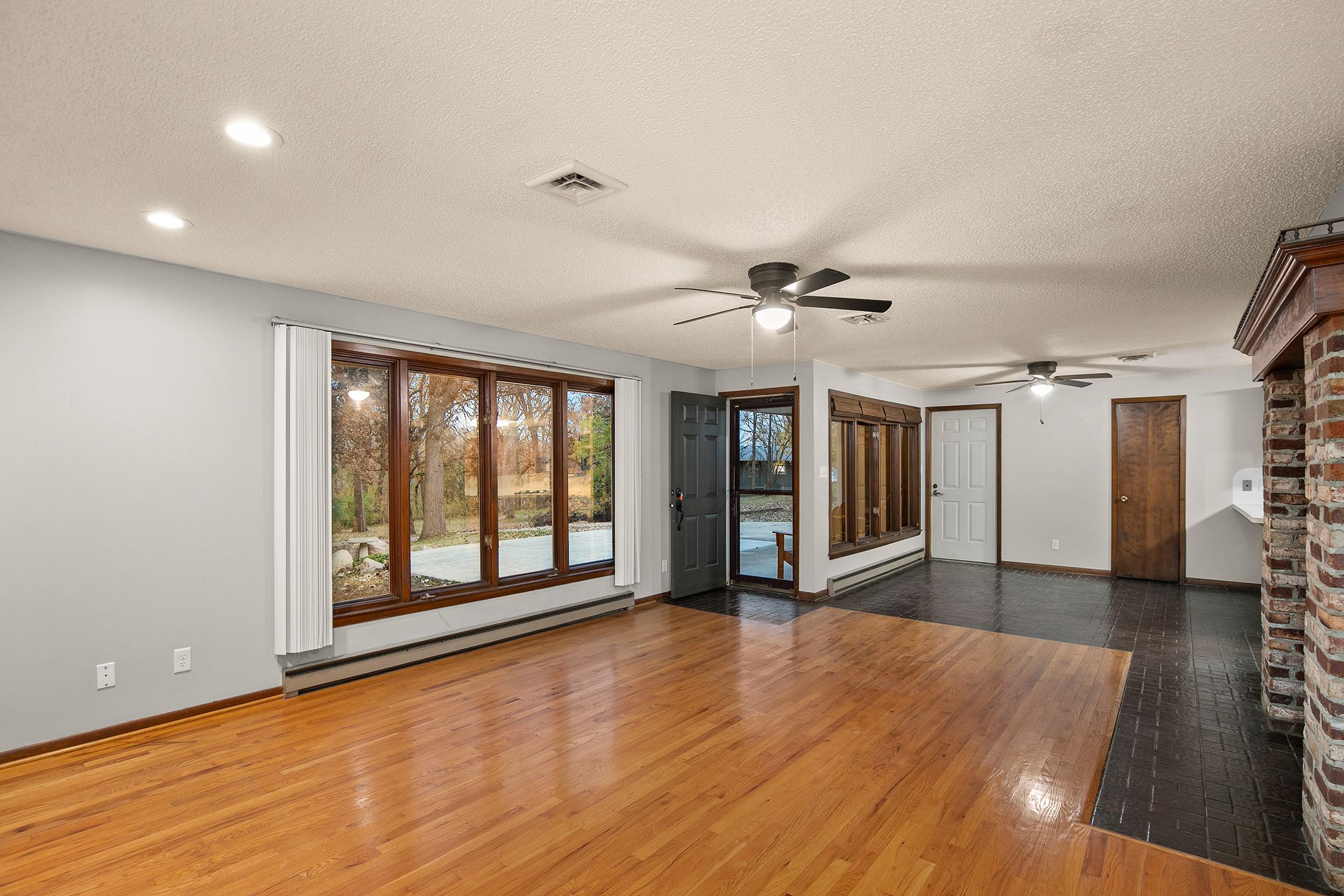 Listing Photo: 18-IMG_5590