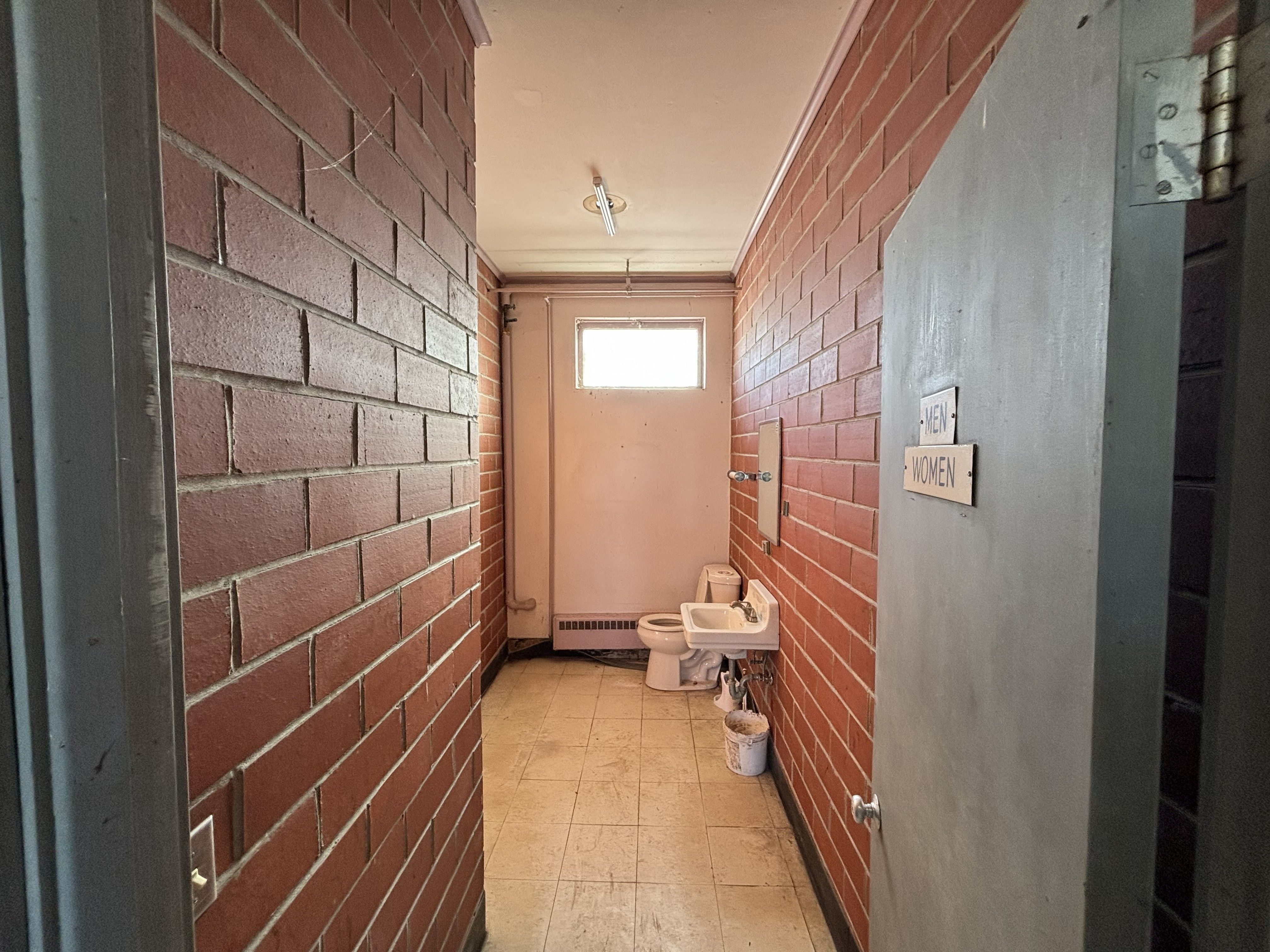 Listing Photo: IMG_8536