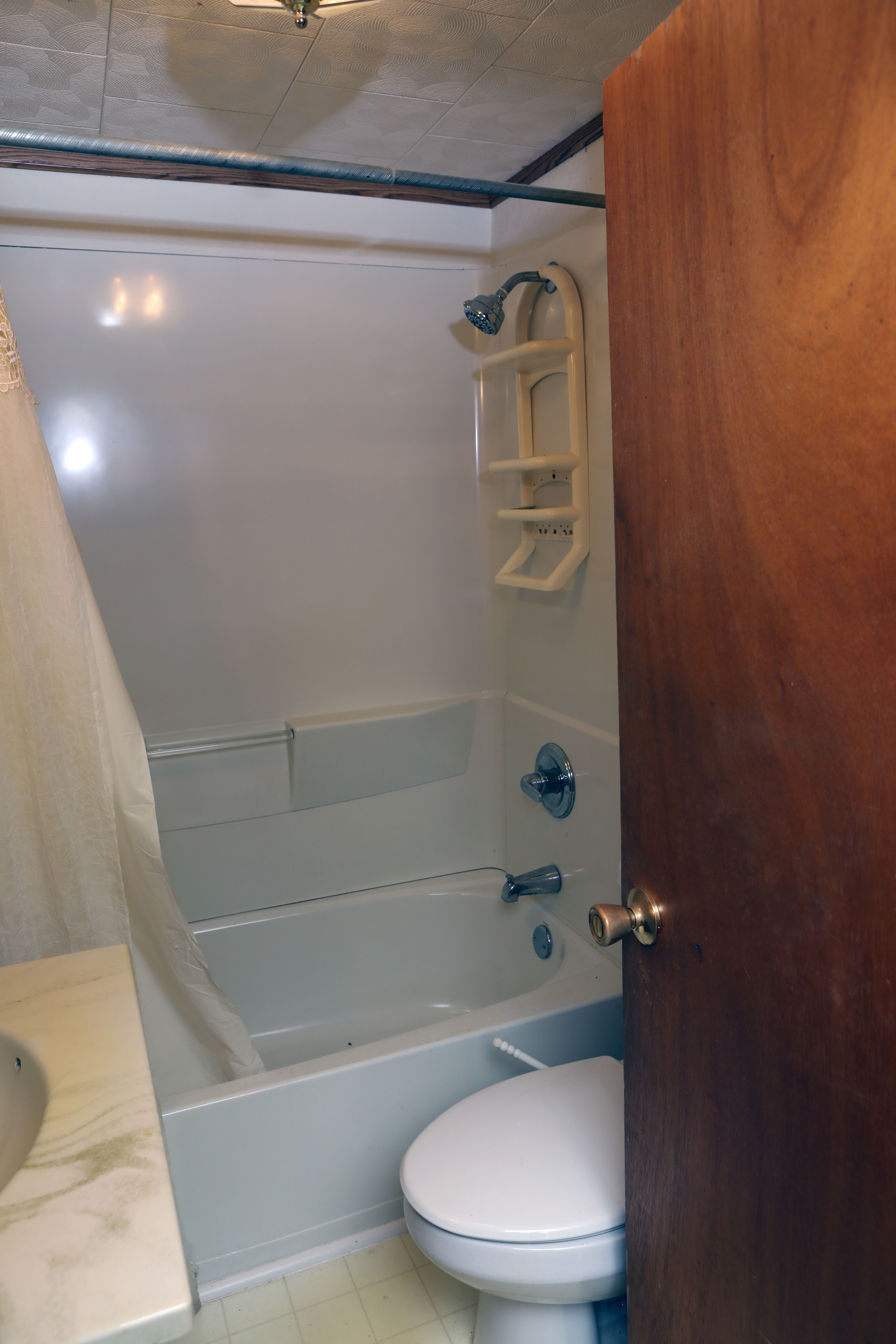 Listing Photo: 031A3744