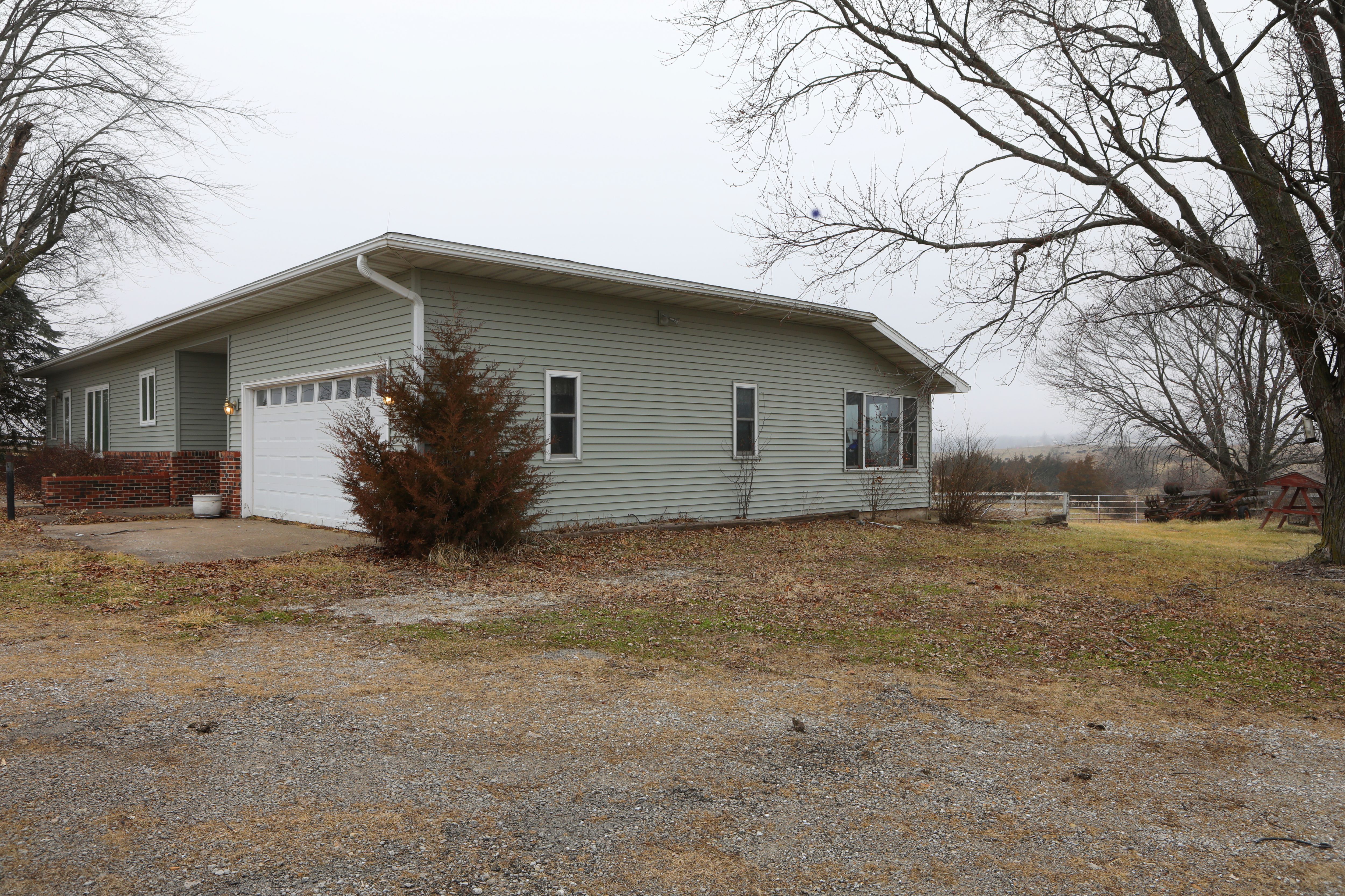 Listing Photo: 031A3773