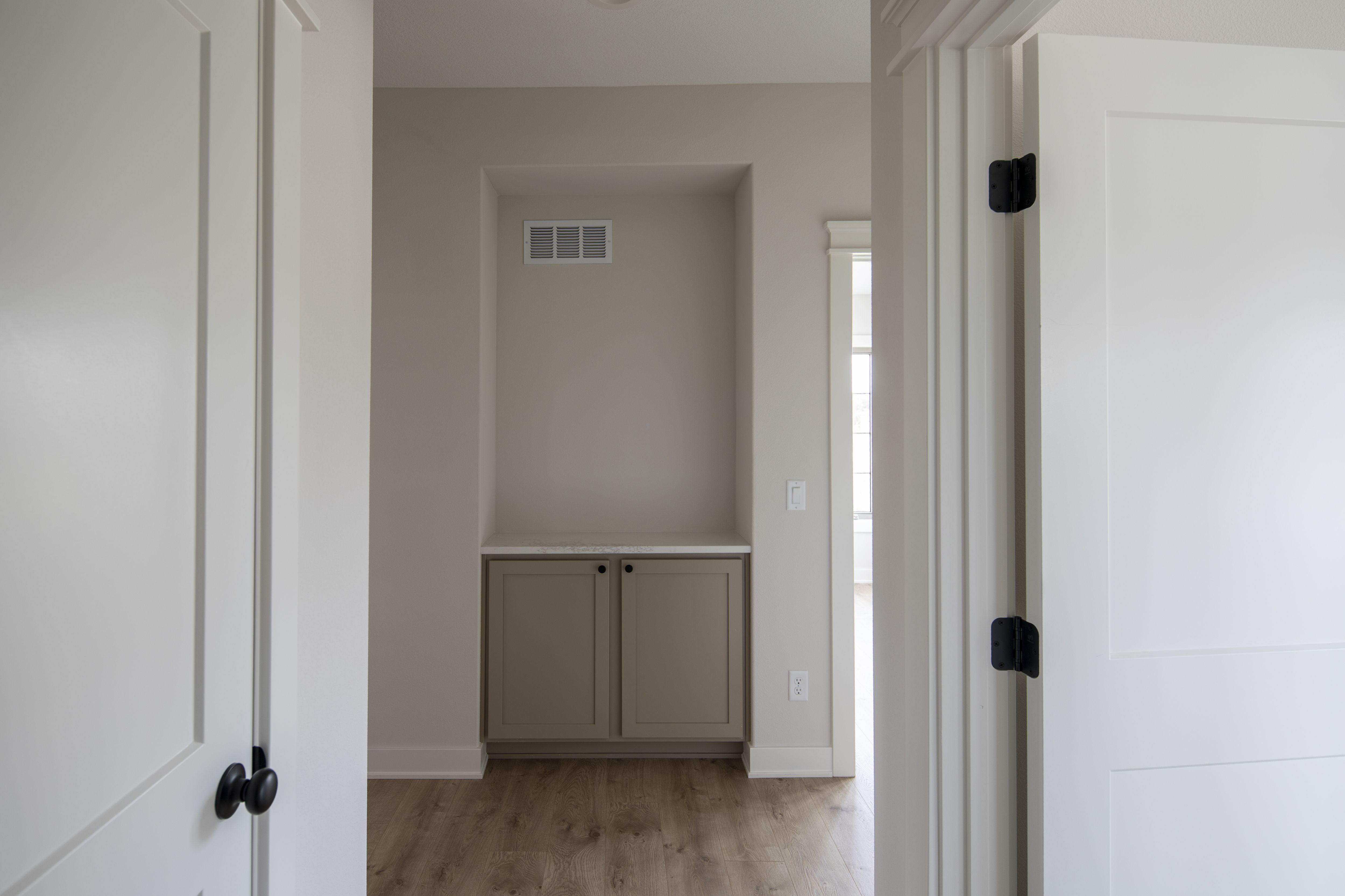 Listing Photo: RLozier1234