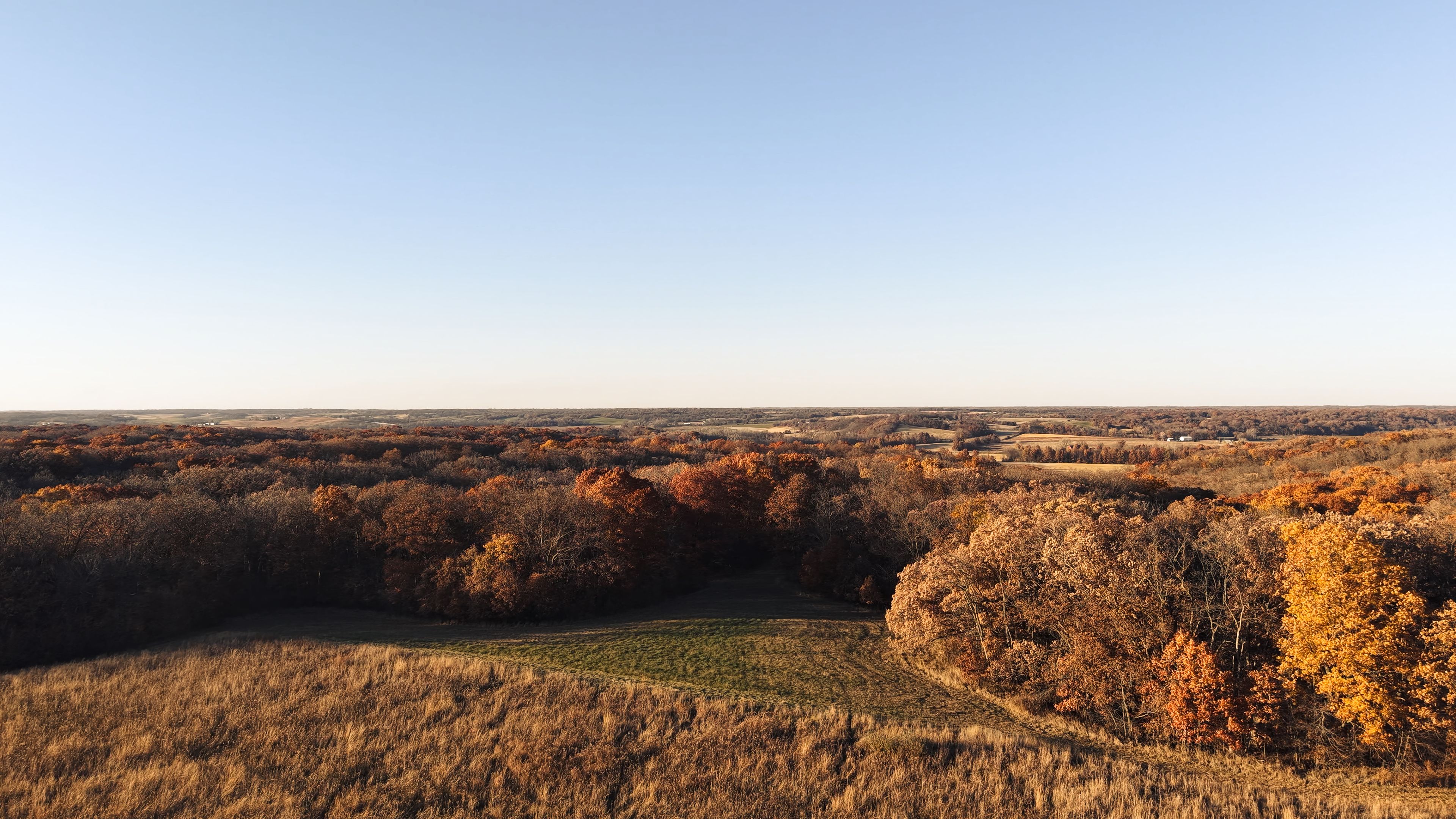 Listing Photo: DJI_20251113154901_0102_D-2