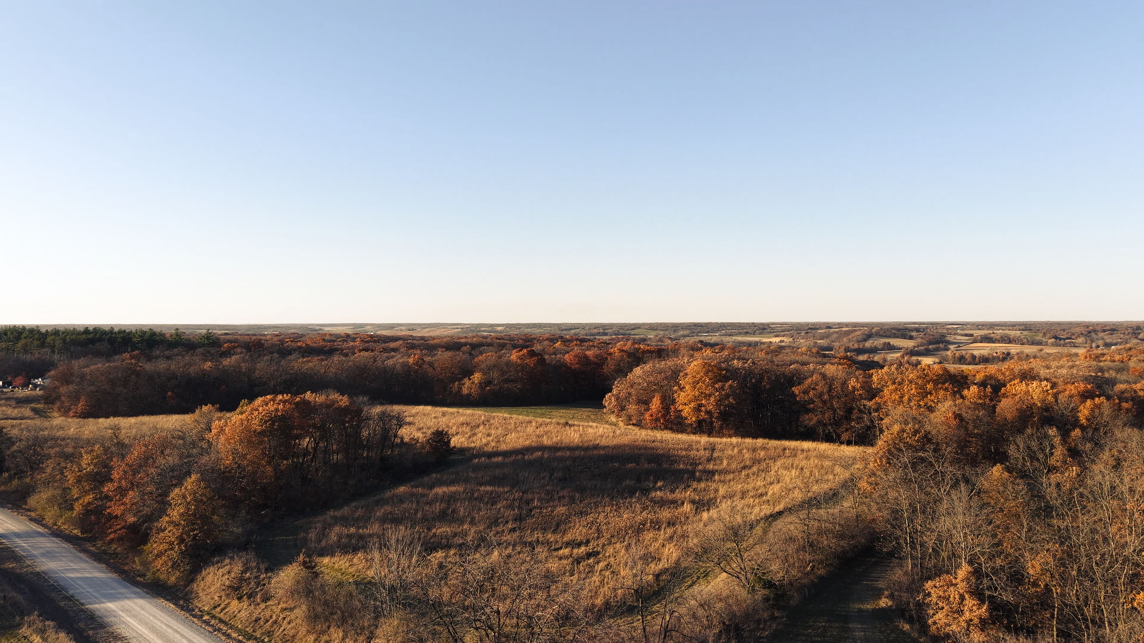 Listing Photo: DJI_20251113154901_0102_D