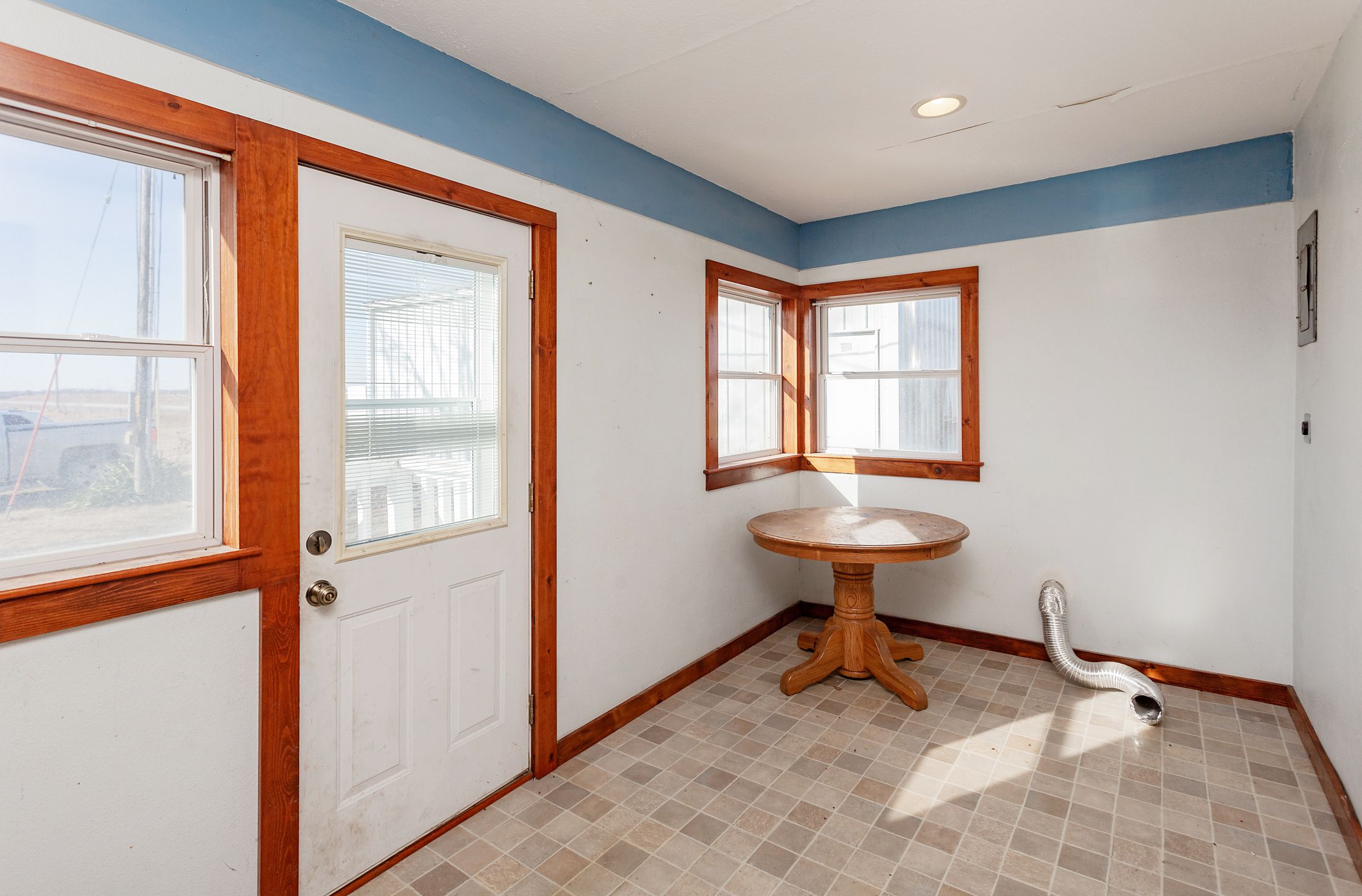 Listing Photo: IMG_1184