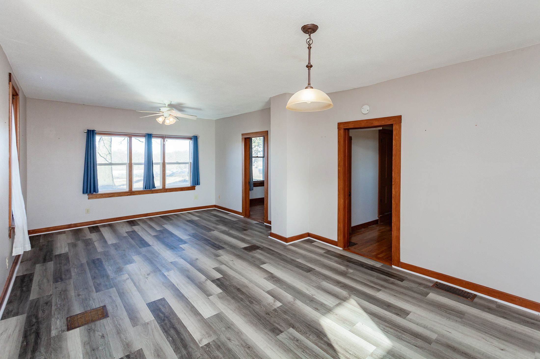 Listing Photo: IMG_1196