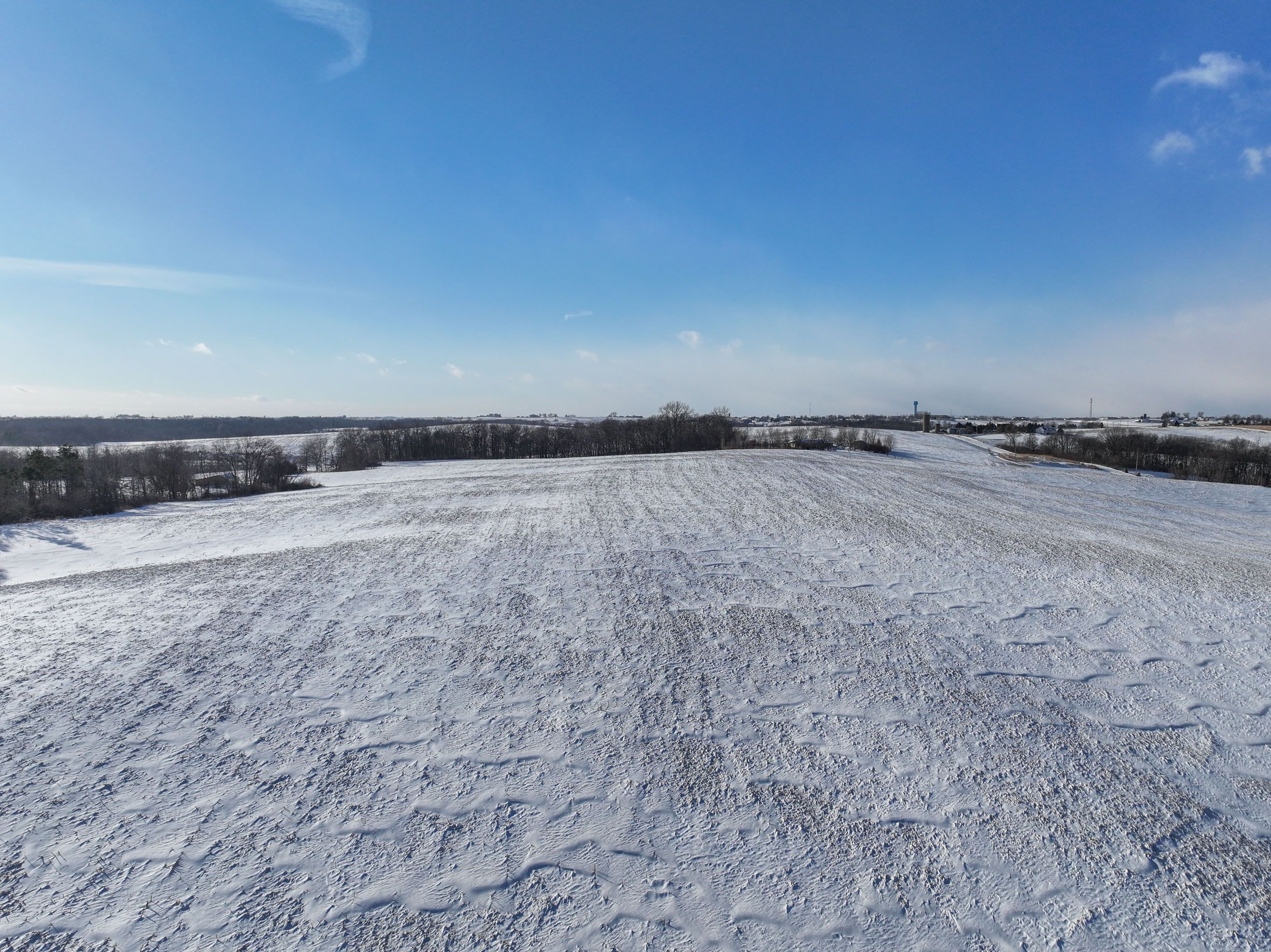 Listing Photo: DJI_20260122150014_0012_D