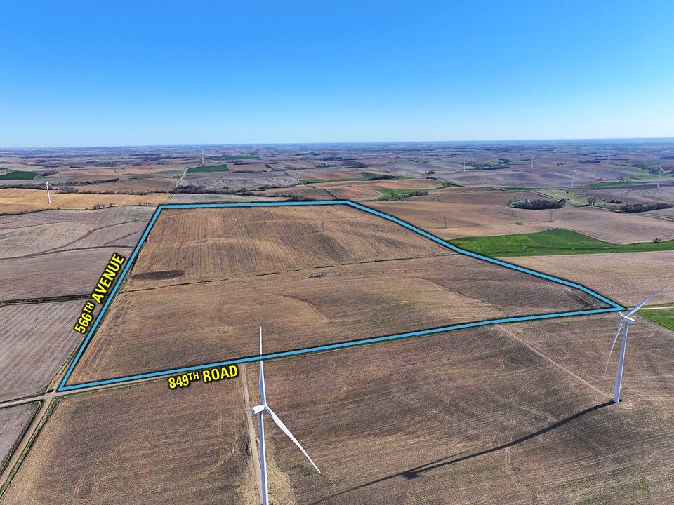 Listing Photo: Slide4