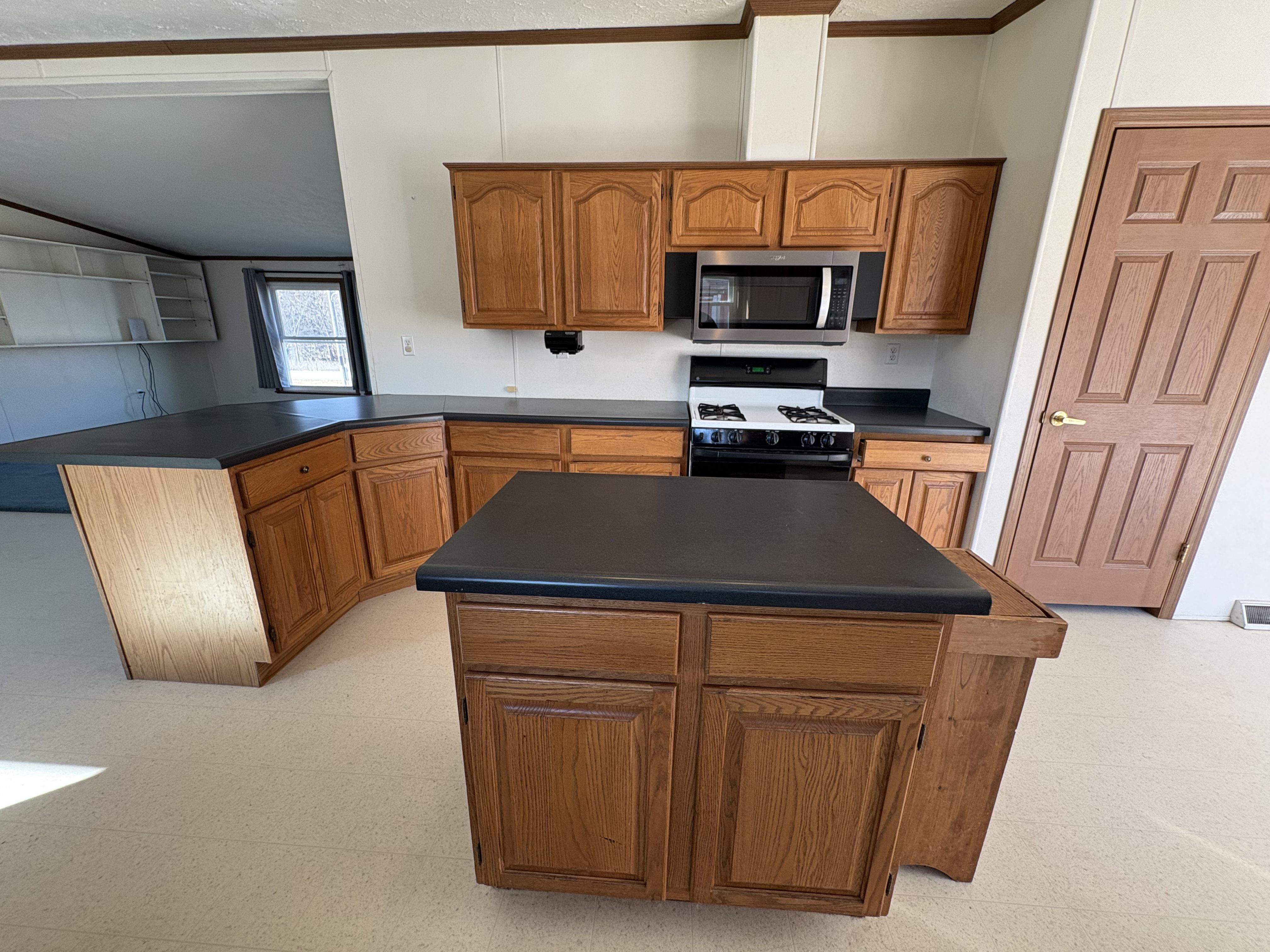 Listing Photo: IMG_8488