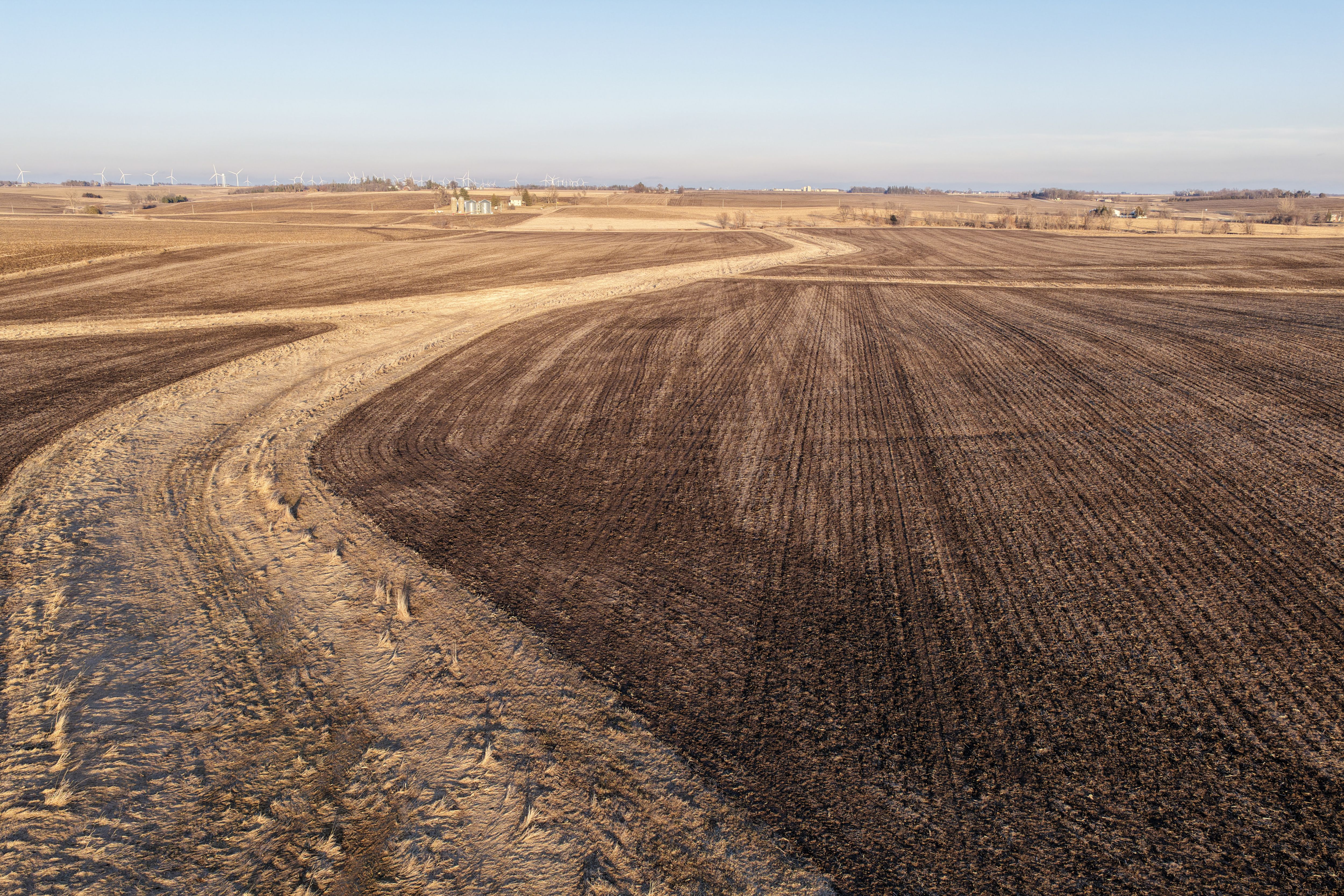 Listing Photo: 10-DJI_20260307173503_0579_D