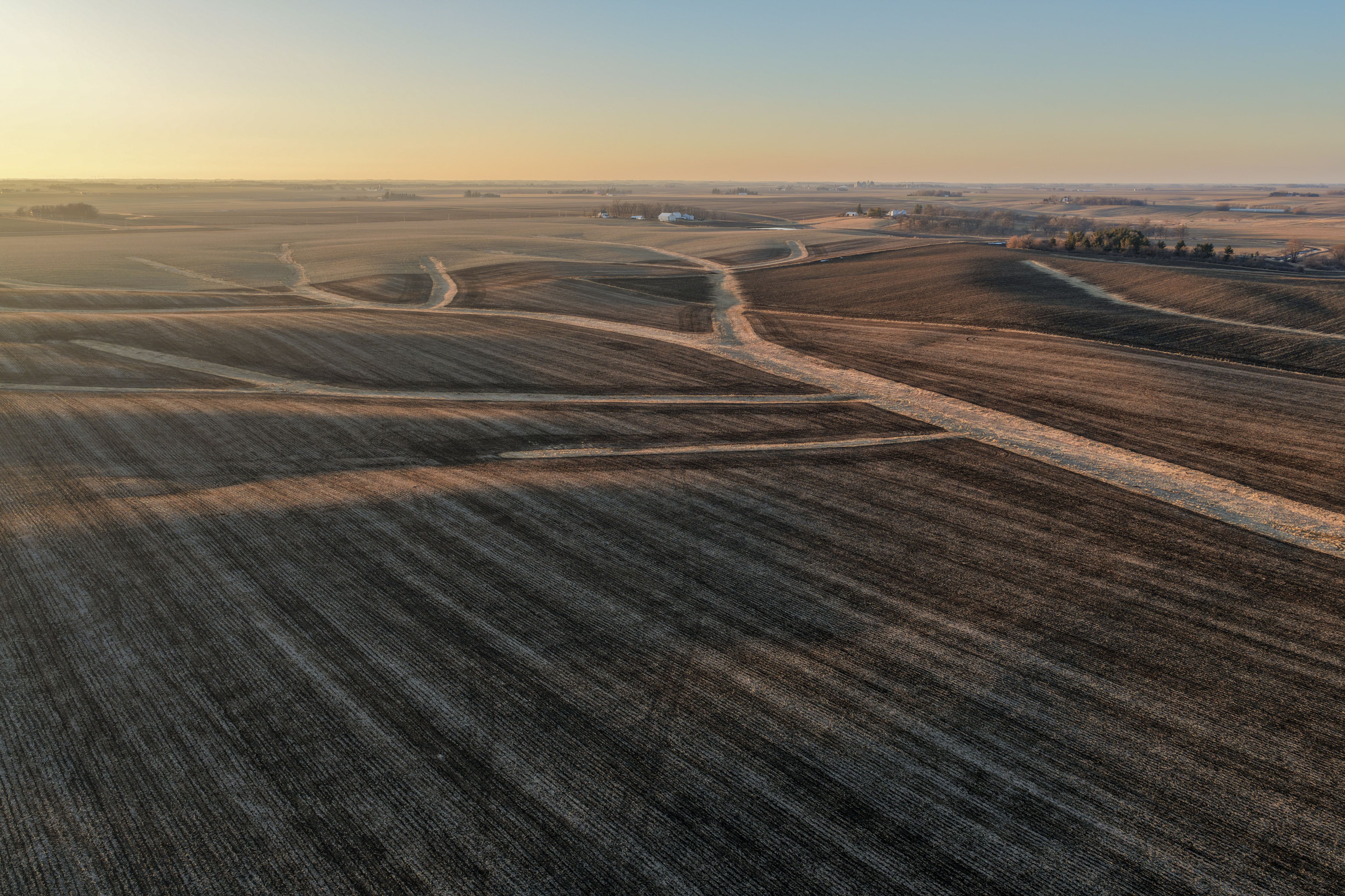 Listing Photo: 17-DJI_20260307174611_0614_D