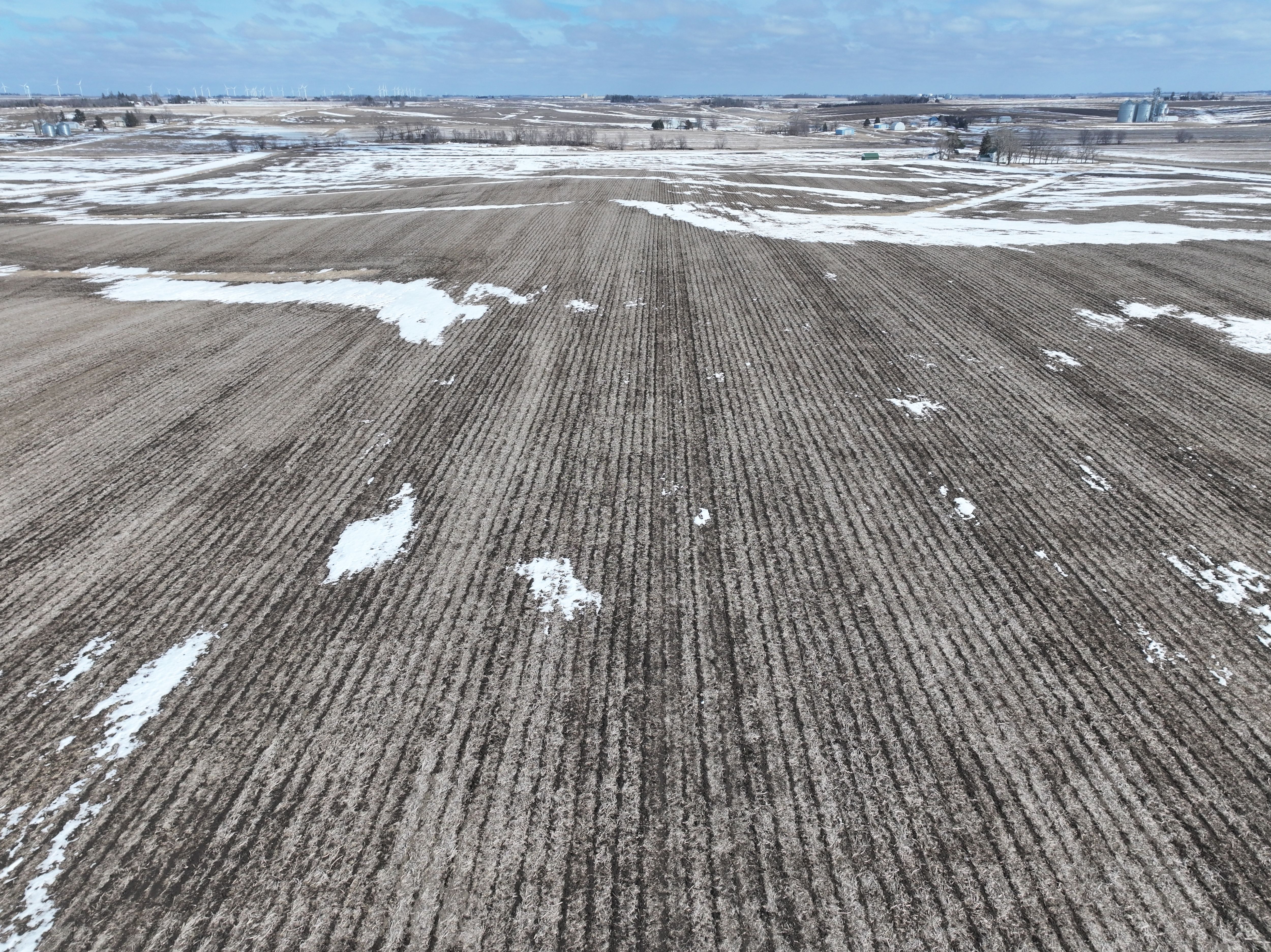 Listing Photo: DJI_20260228140520_0108_D