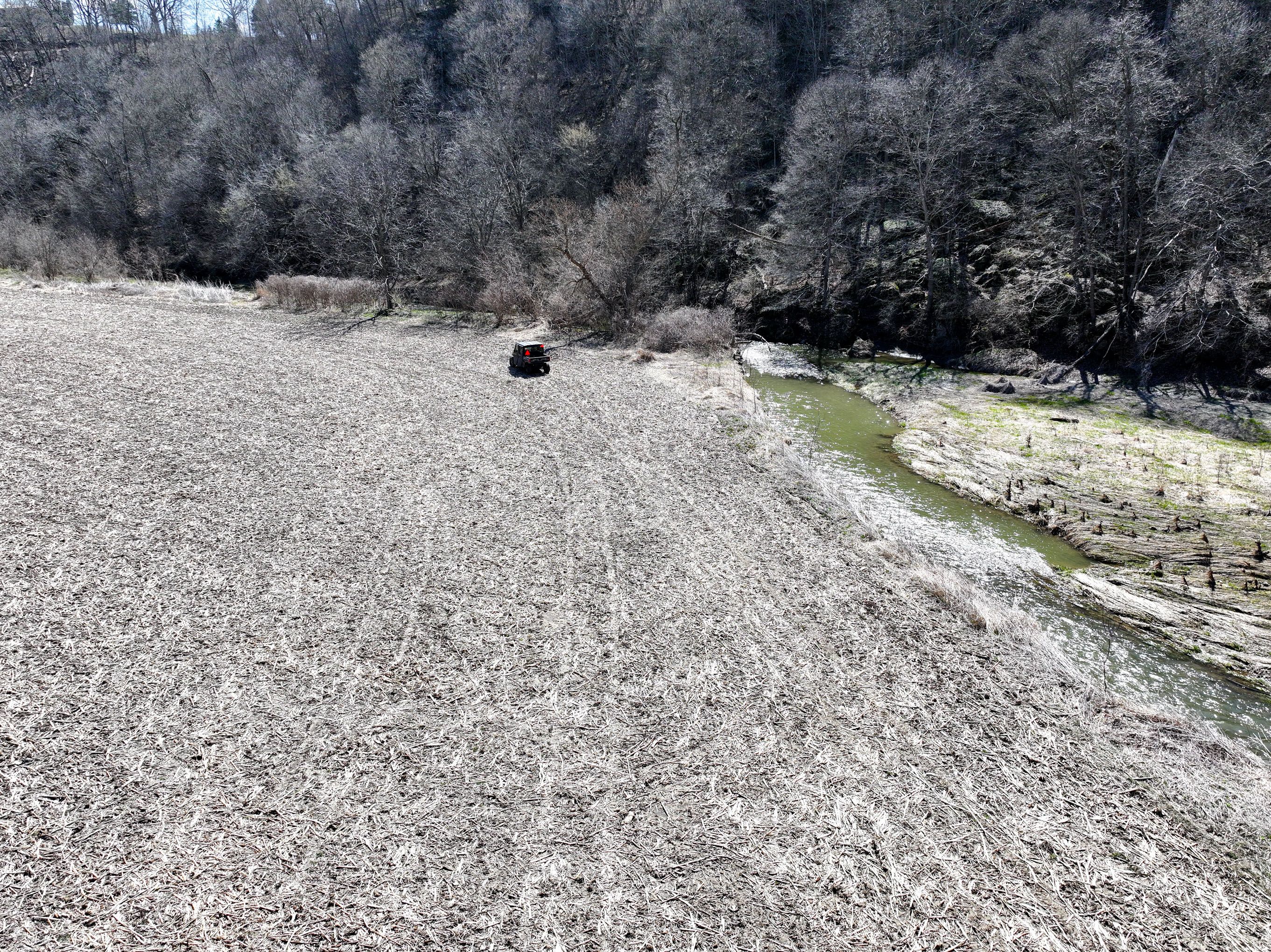 Listing Photo: DJI_20260406143144_0006_D