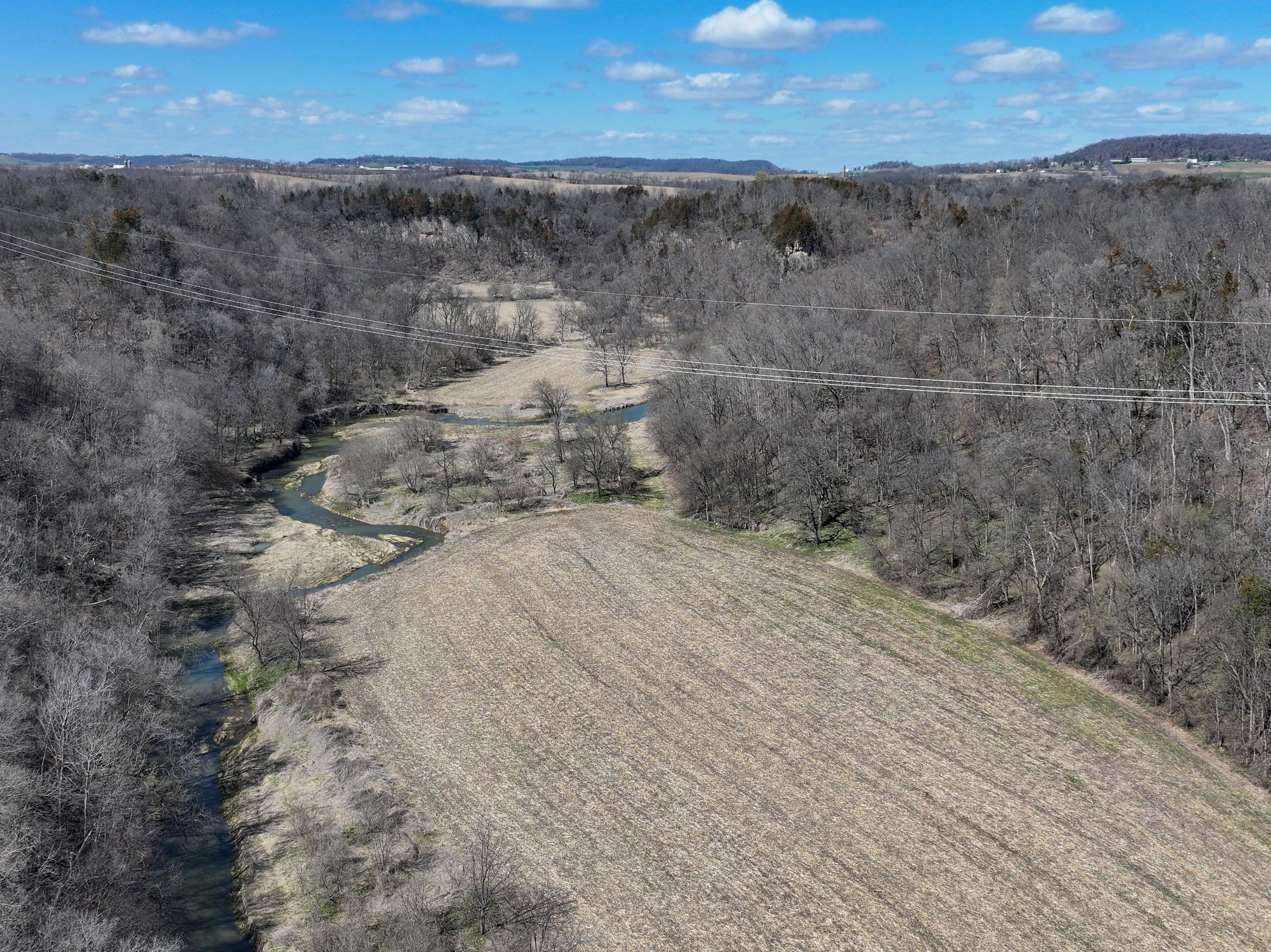 Listing Photo: DJI_20260406143516_0015_D