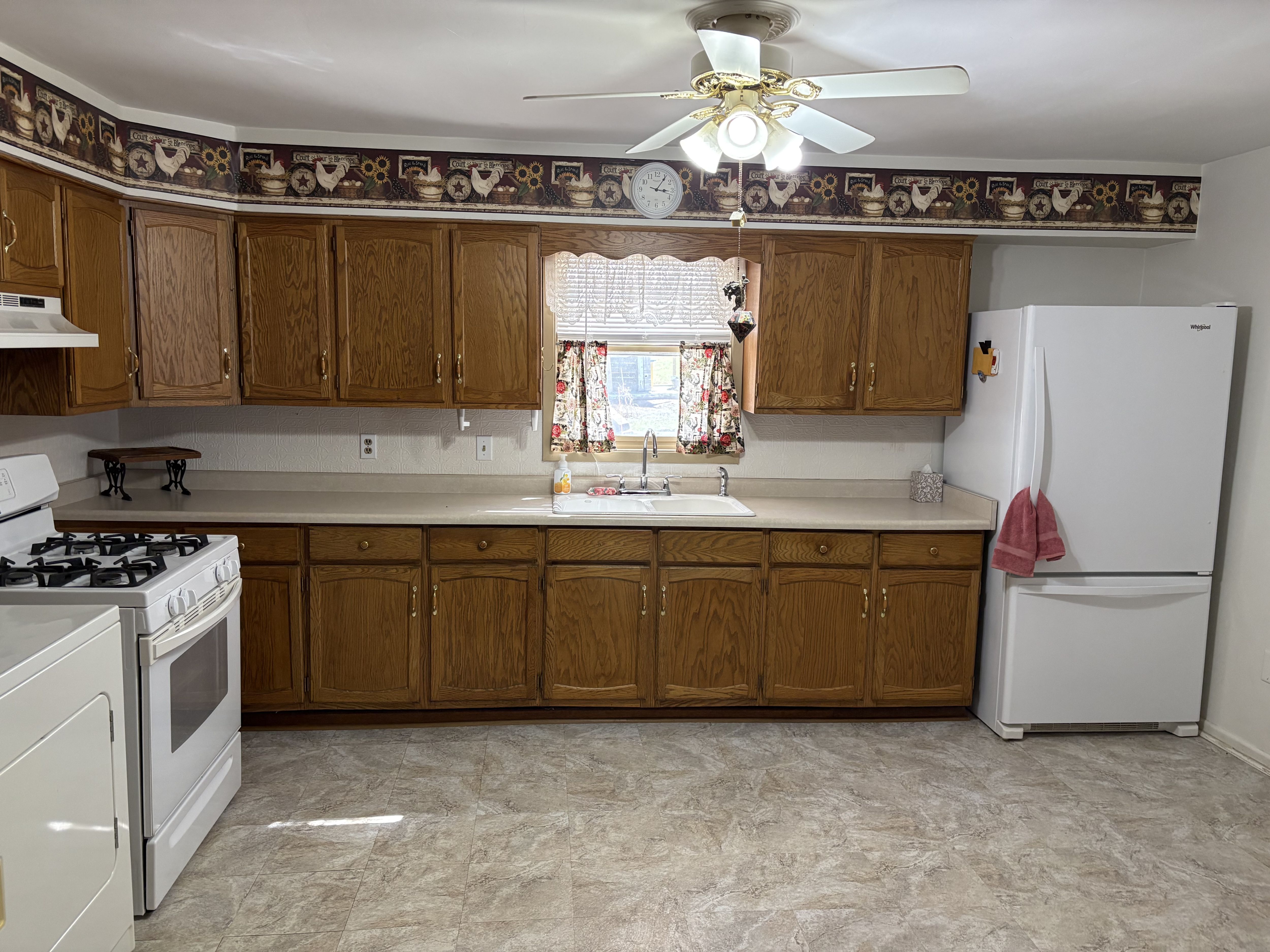 Listing Photo: IMG_8837