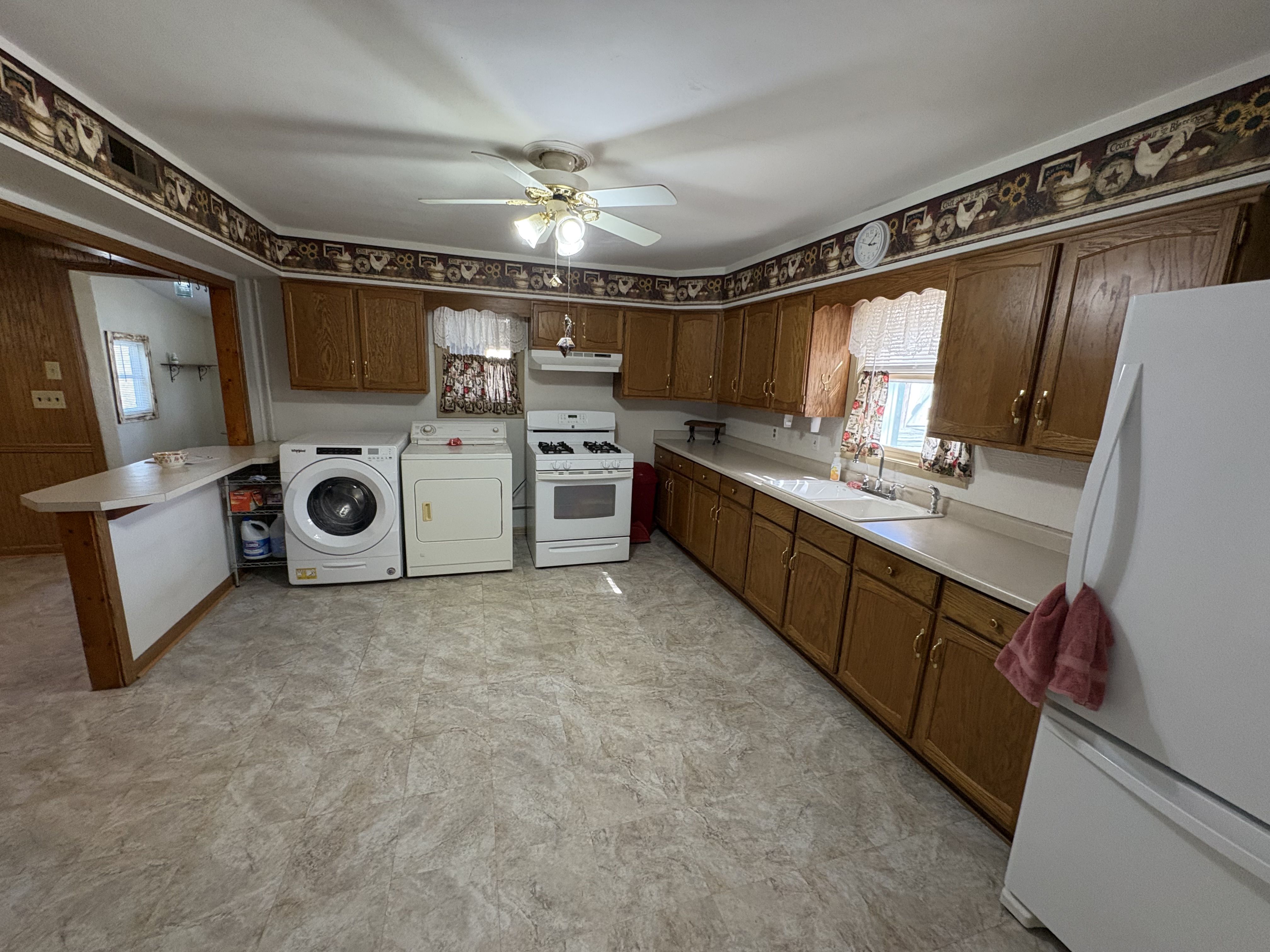 Listing Photo: IMG_8846