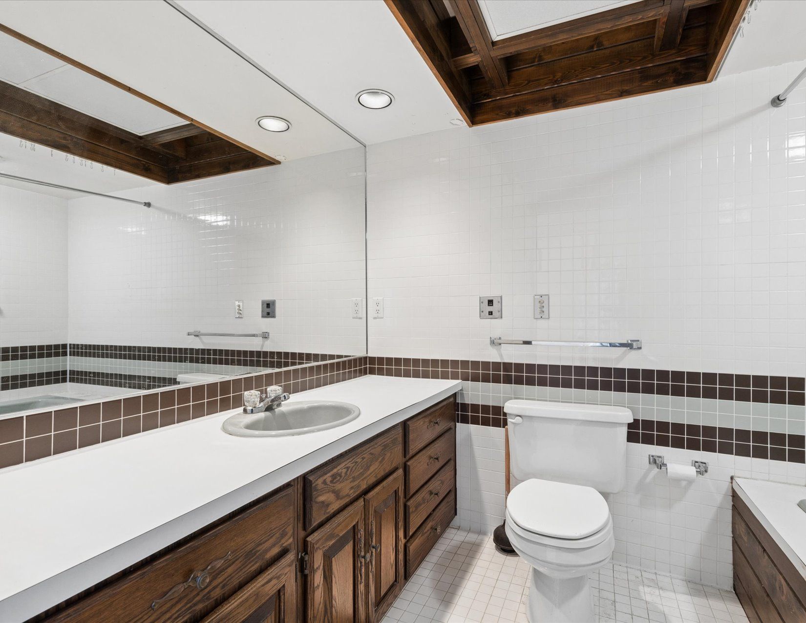 Listing Photo: 27-176_6522_Co_Rd_U