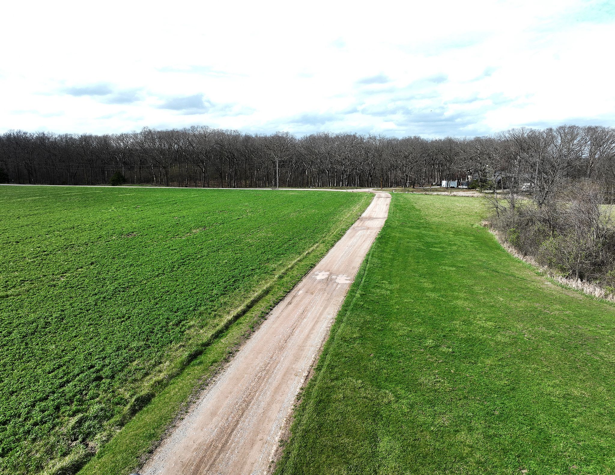 Listing Photo: DJI_0216