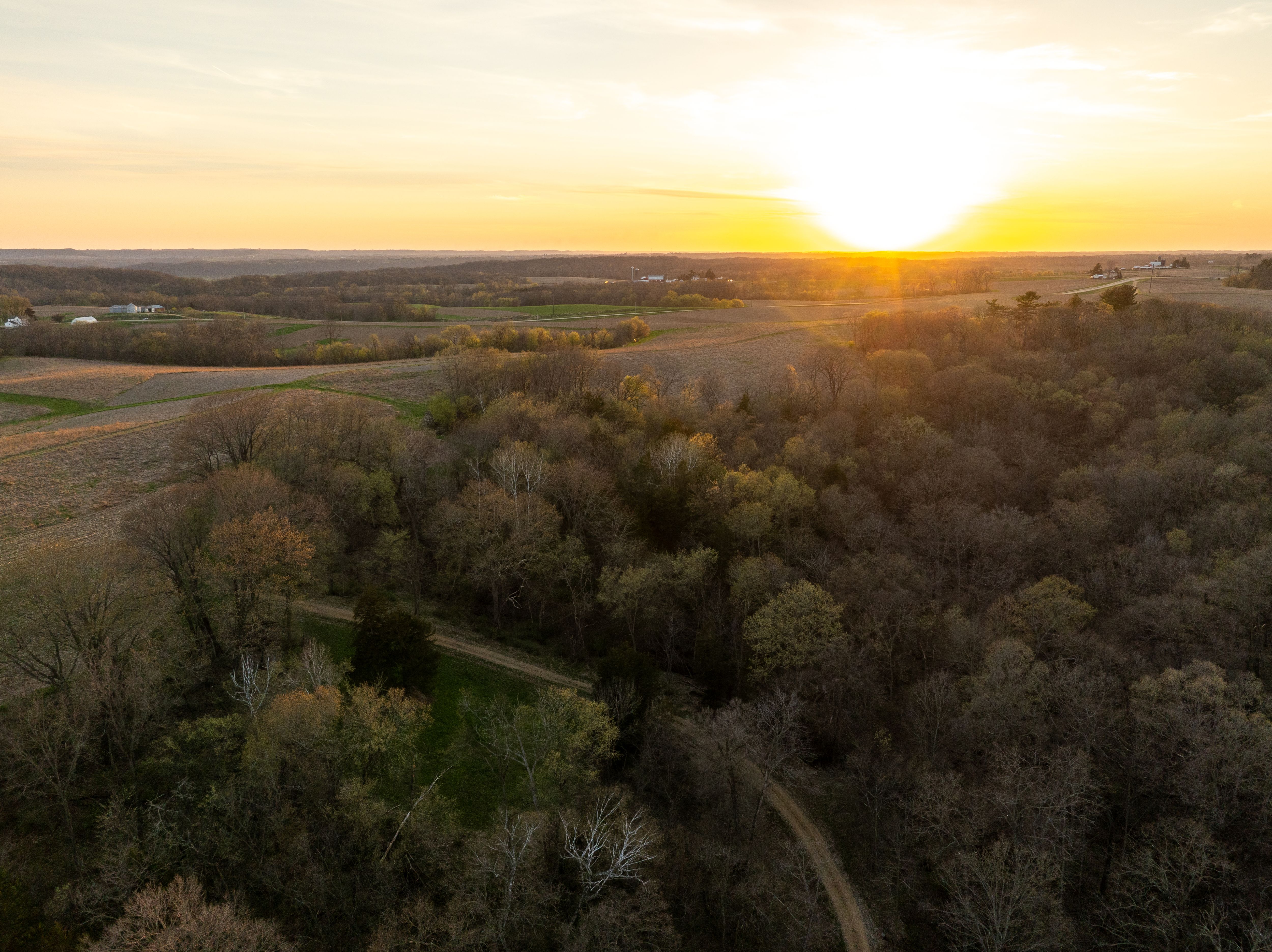 Listing Photo: DJI_0332